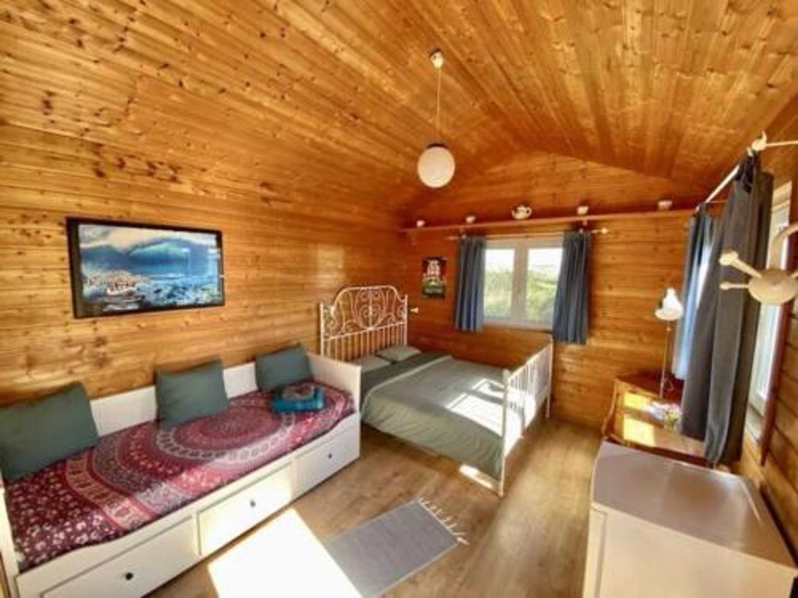 Gift card for Da Silva Surfcamp - Tiny House Jorgina Gift card for Da Silva Surfcamp - Tiny House Jorgina