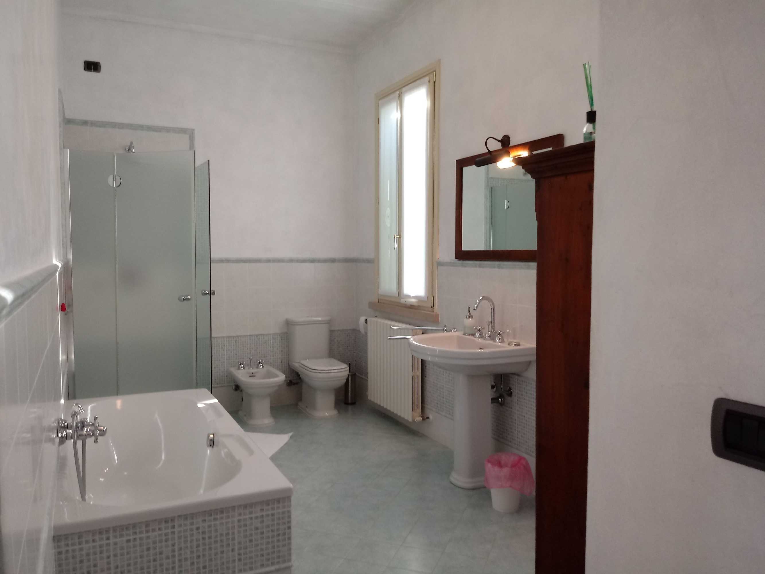 Gift card for B&b Residence il Ciliegio , Via Villa Superiore 93 Luzzara