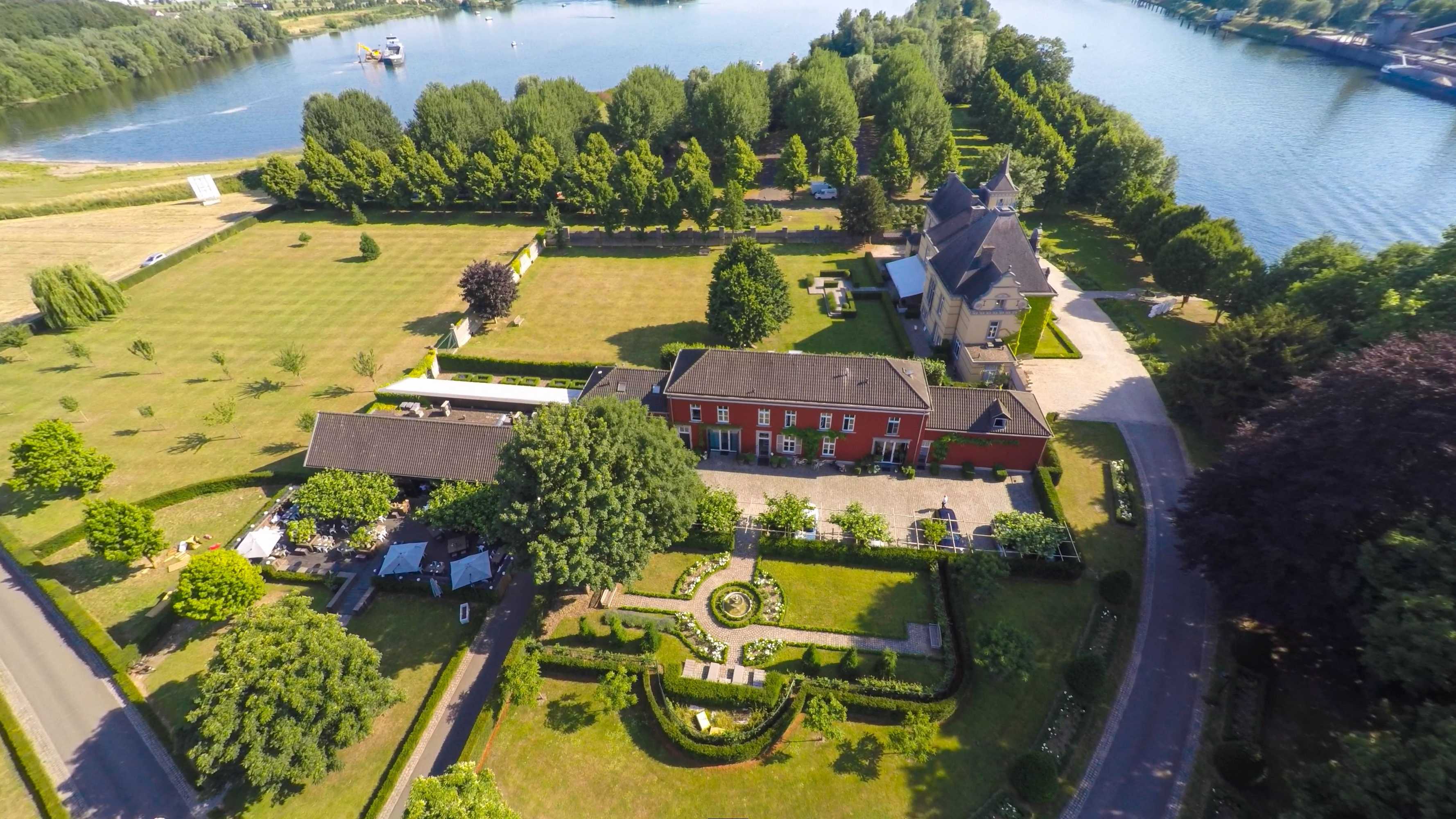 Gift card for Landgoed Kasteel de Hoogenweerth Gift card for Landgoed Kasteel de Hoogenweerth