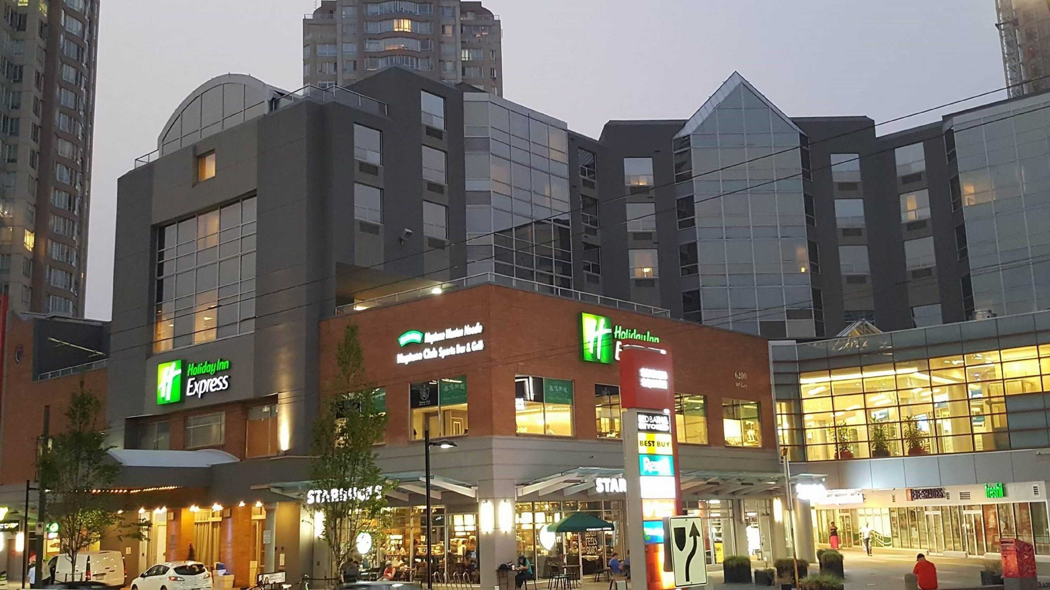 Gift card for Holiday Inn Express Vancouver-Metrotown (burnaby) by Ihg Gift card for Holiday Inn Express Vancouver-Metrotown (burnaby) by Ihg