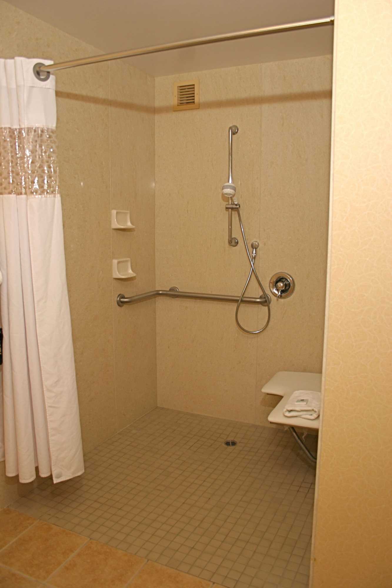 Gift card for Hampton Inn & Suites Tahoe-Truckee Gift card for Hampton Inn & Suites Tahoe-Truckee
