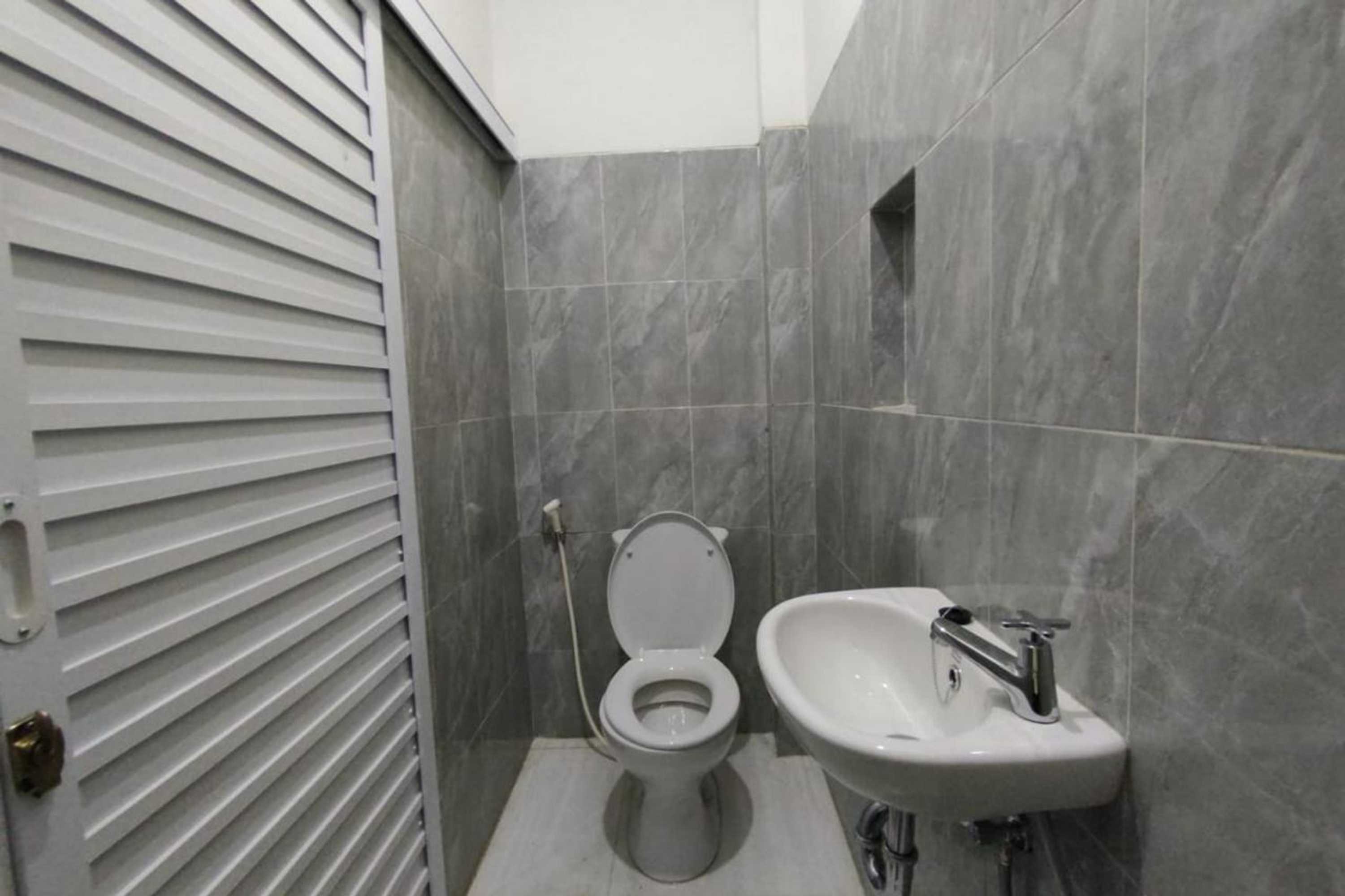 Gift card for Reddoorz Near Rita Super Mall Purwokerto