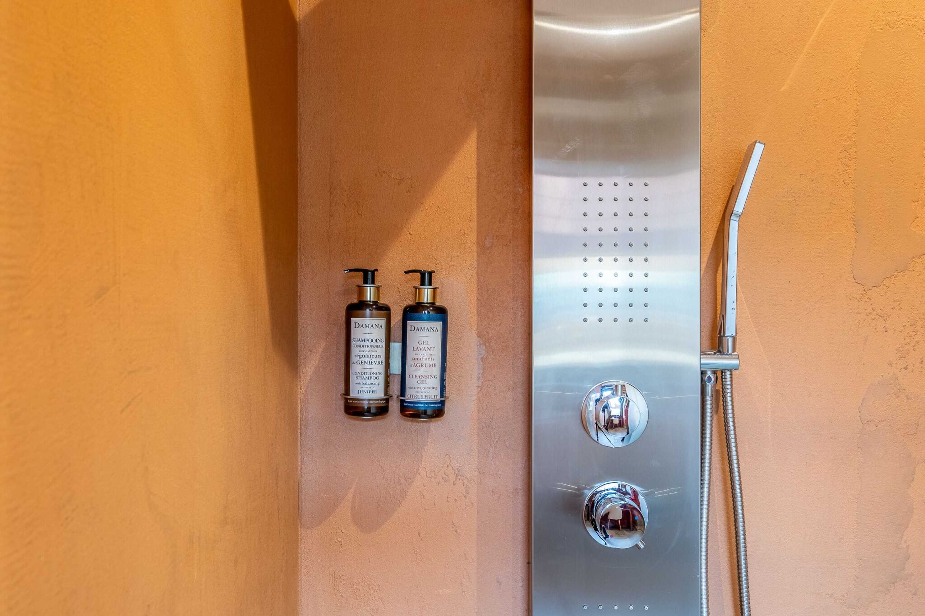 Gift card for Cherry Sculpture Hotel