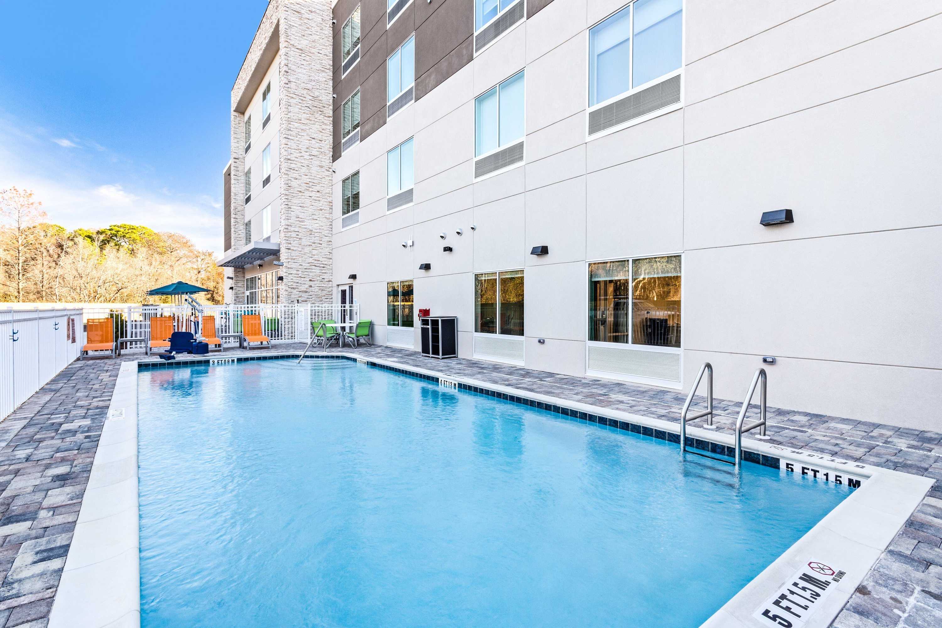 Gift card for Holiday Inn Express & Suites Niceville - Eglin Area by Ihg Gift card for Holiday Inn Express & Suites Niceville - Eglin Area by Ihg
