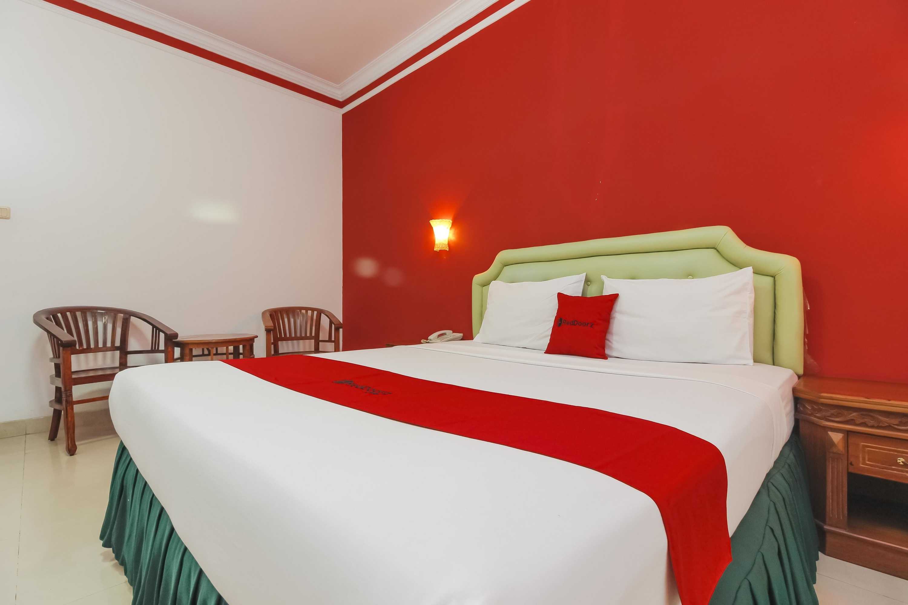 Gift card for Reddoorz Plus Near Alun Alun Kejaksan Cirebon