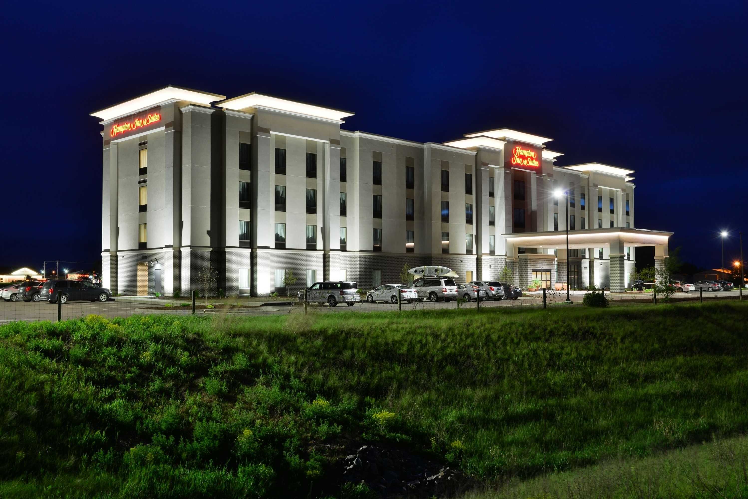 Gift card for Hampton Inn & Suites Chippewa Falls