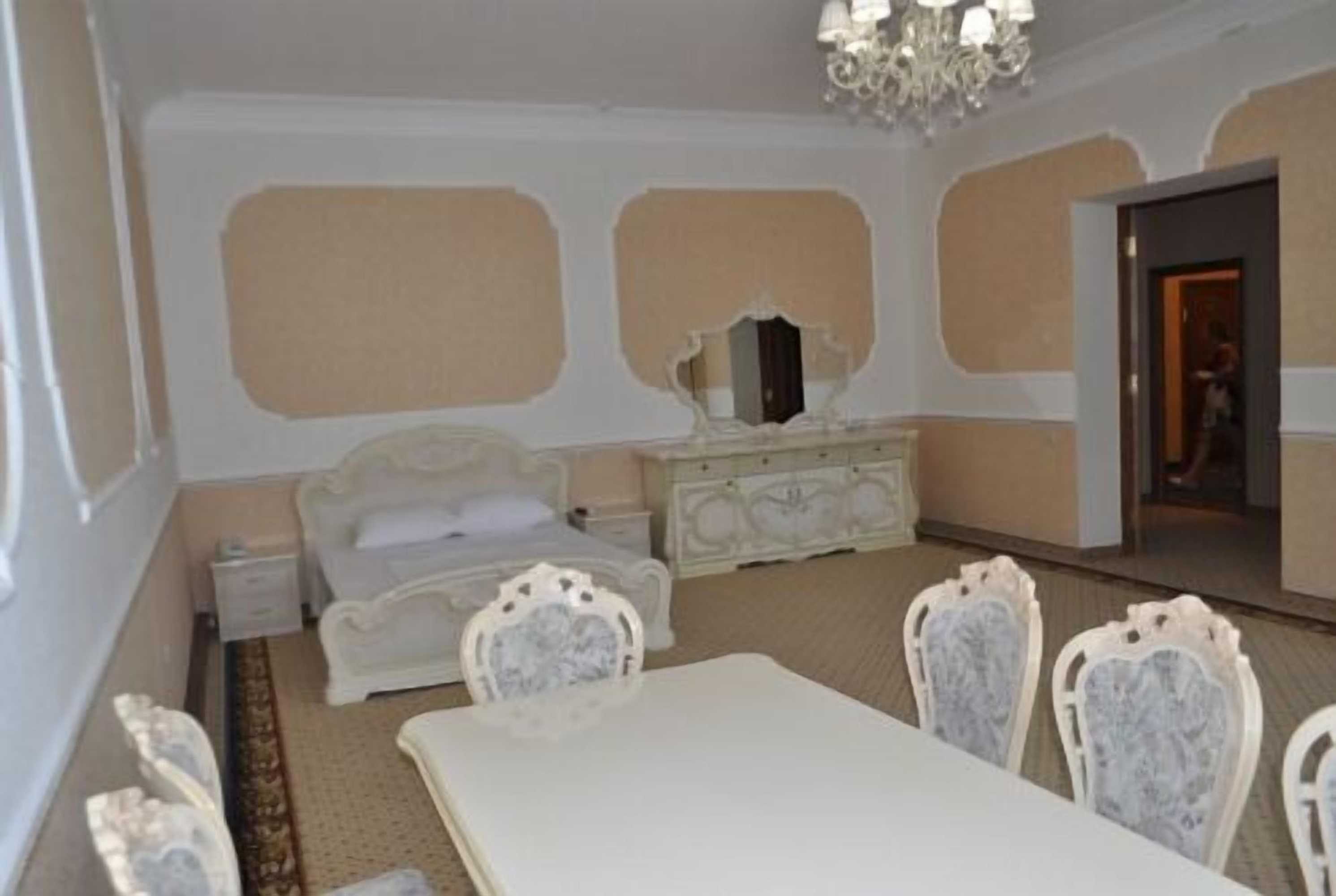 Gift card for Resident Hotel