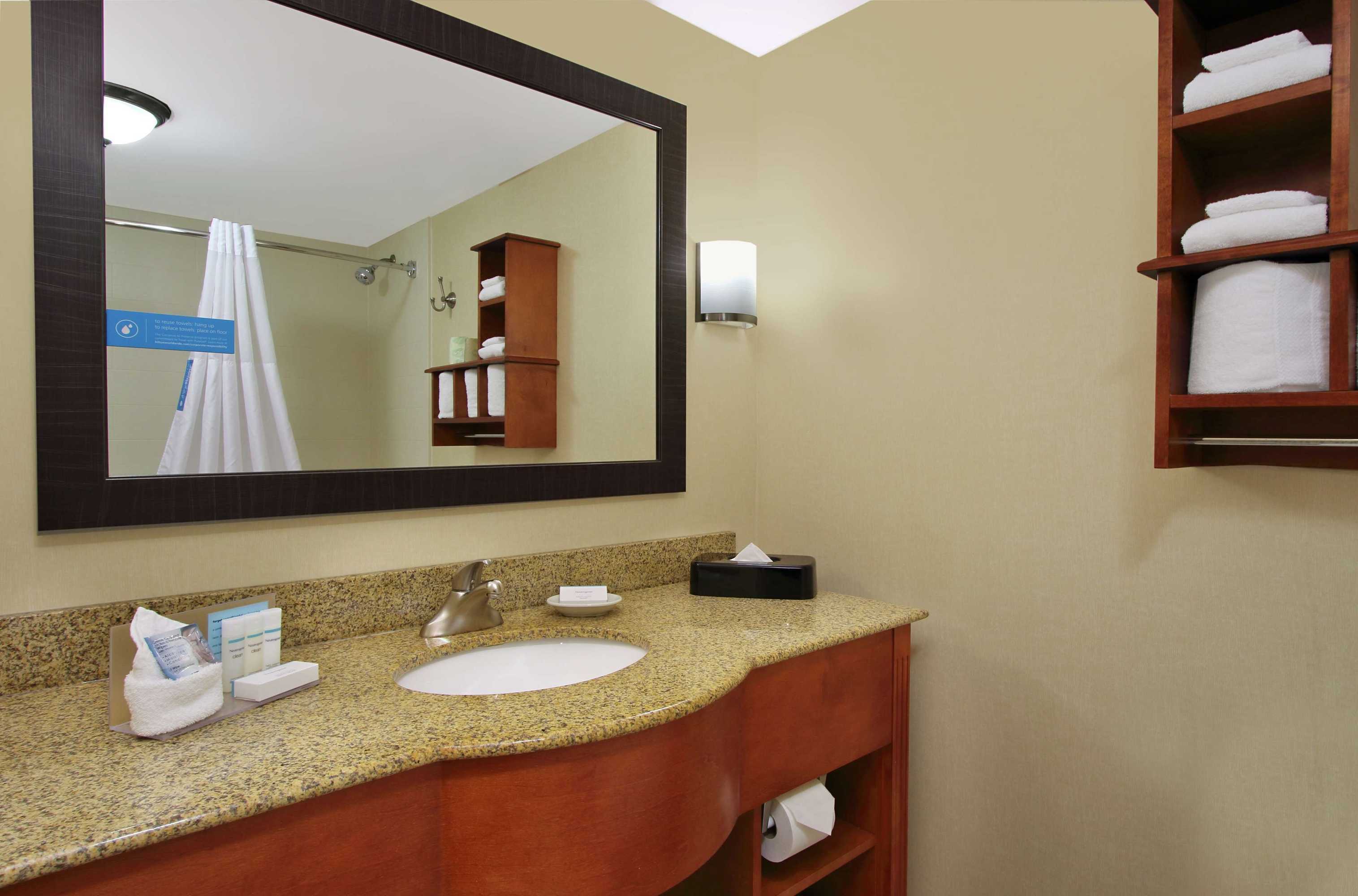 Gift card for Hampton Inn Ashtabula Gift card for Hampton Inn Ashtabula