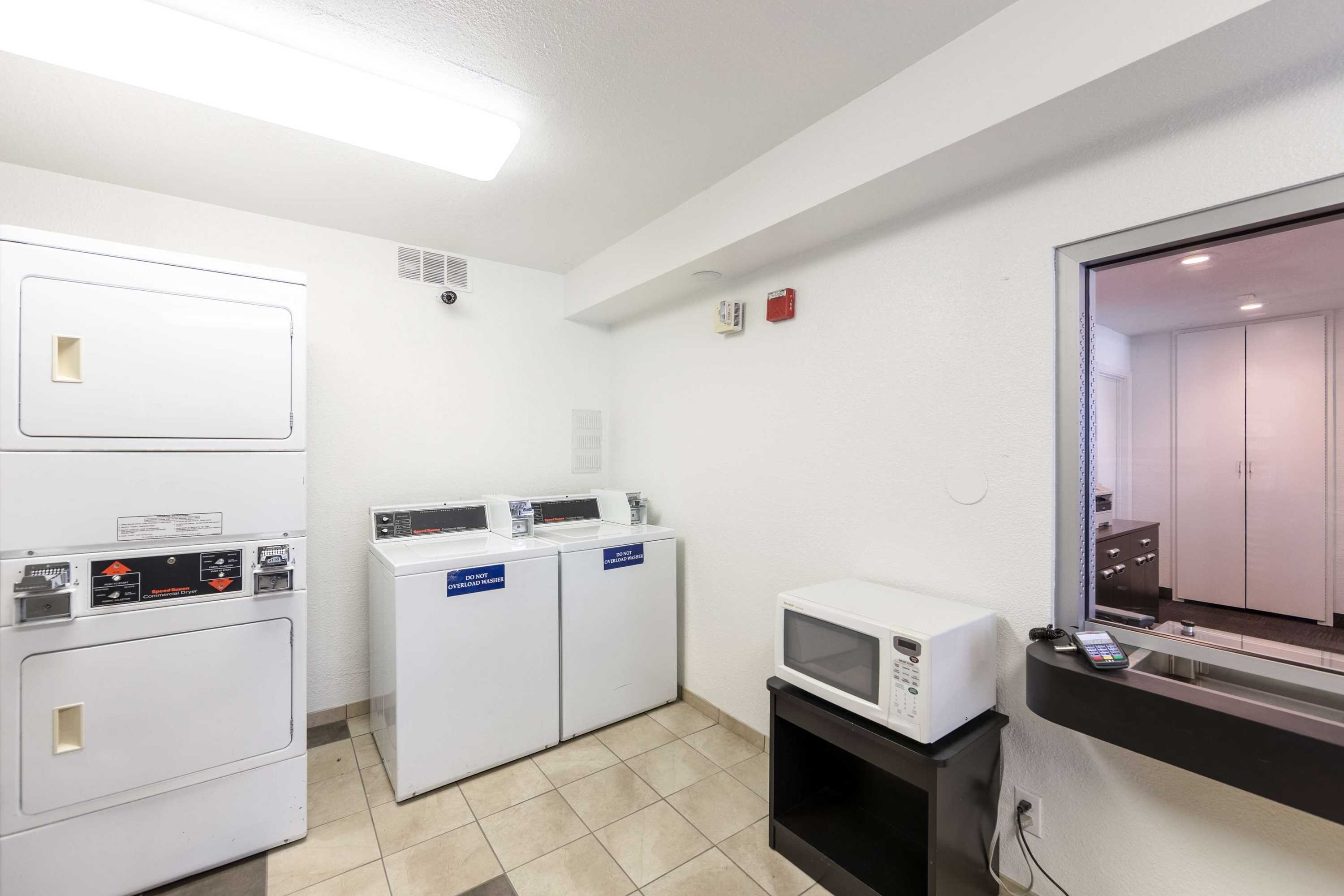 Gift card for Motel 6 Klamath Falls, OR Gift card for Motel 6 Klamath Falls, OR