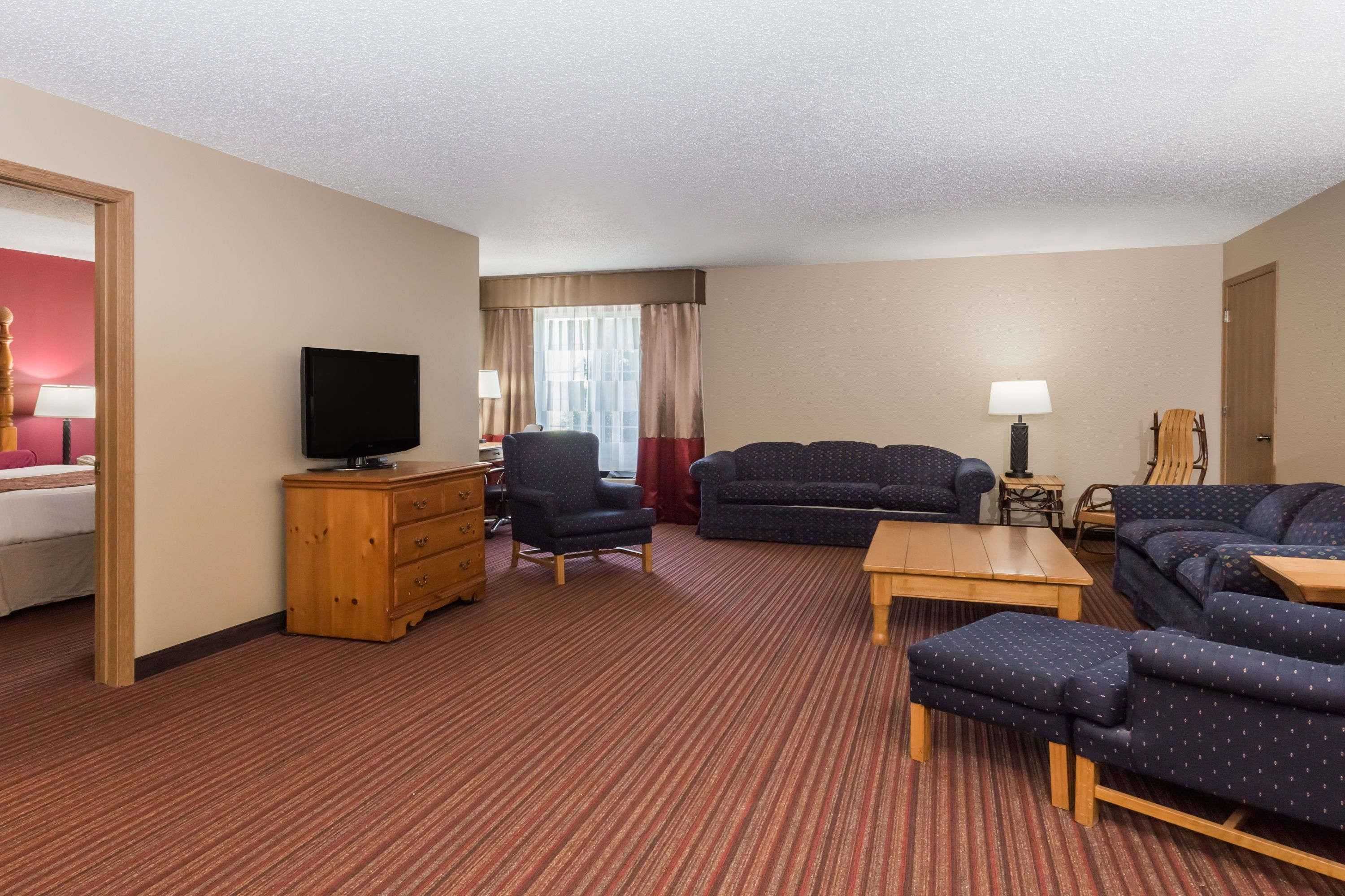 Gift card for Baymont by Wyndham Mequon Milwaukee Area Gift card for Baymont by Wyndham Mequon Milwaukee Area