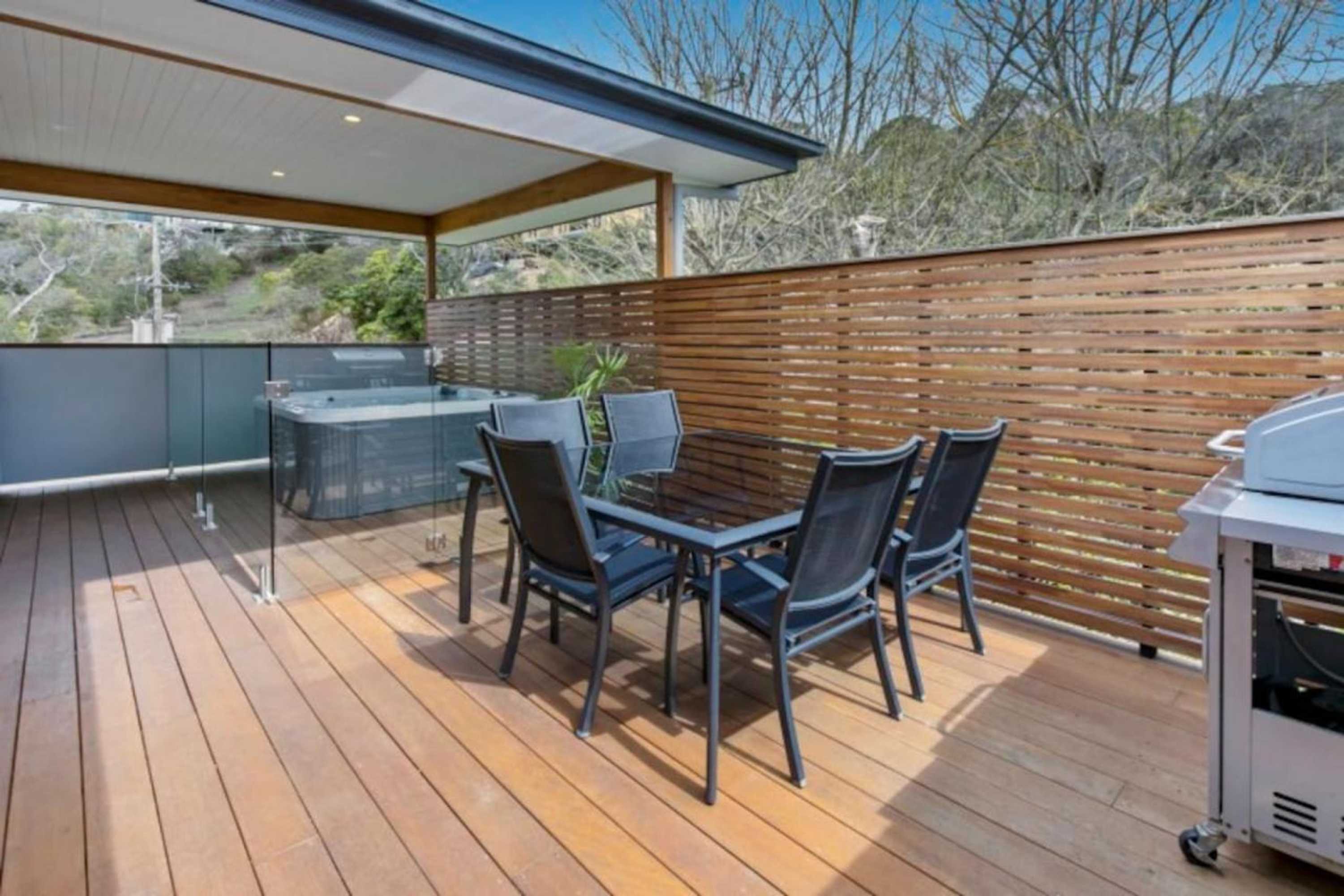 Gift card for Hale Kupa Rye Beach House Spa Table Tennis