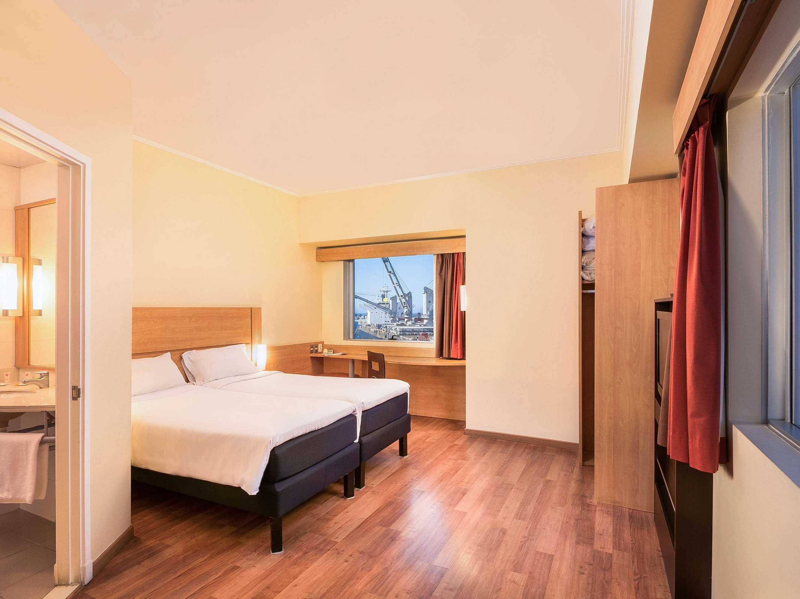Gift card for Ibis Valparaiso Gift card for Ibis Valparaiso