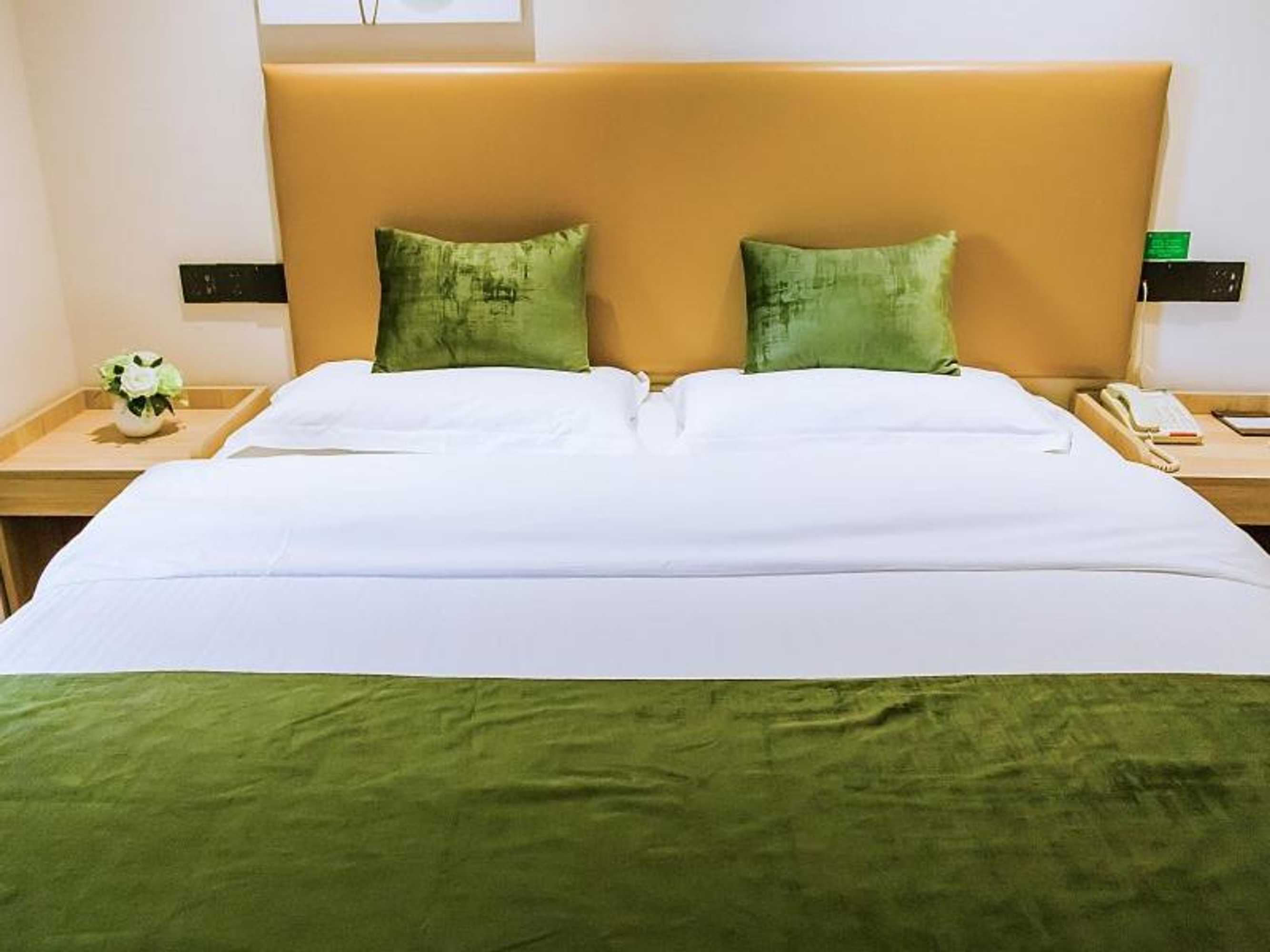 Gift card for Greentree Inn Anhui Xuancheng South Zhuangyuan Road Express Hotel Gift card for Greentree Inn Anhui Xuancheng South Zhuangyuan Road Express Hotel