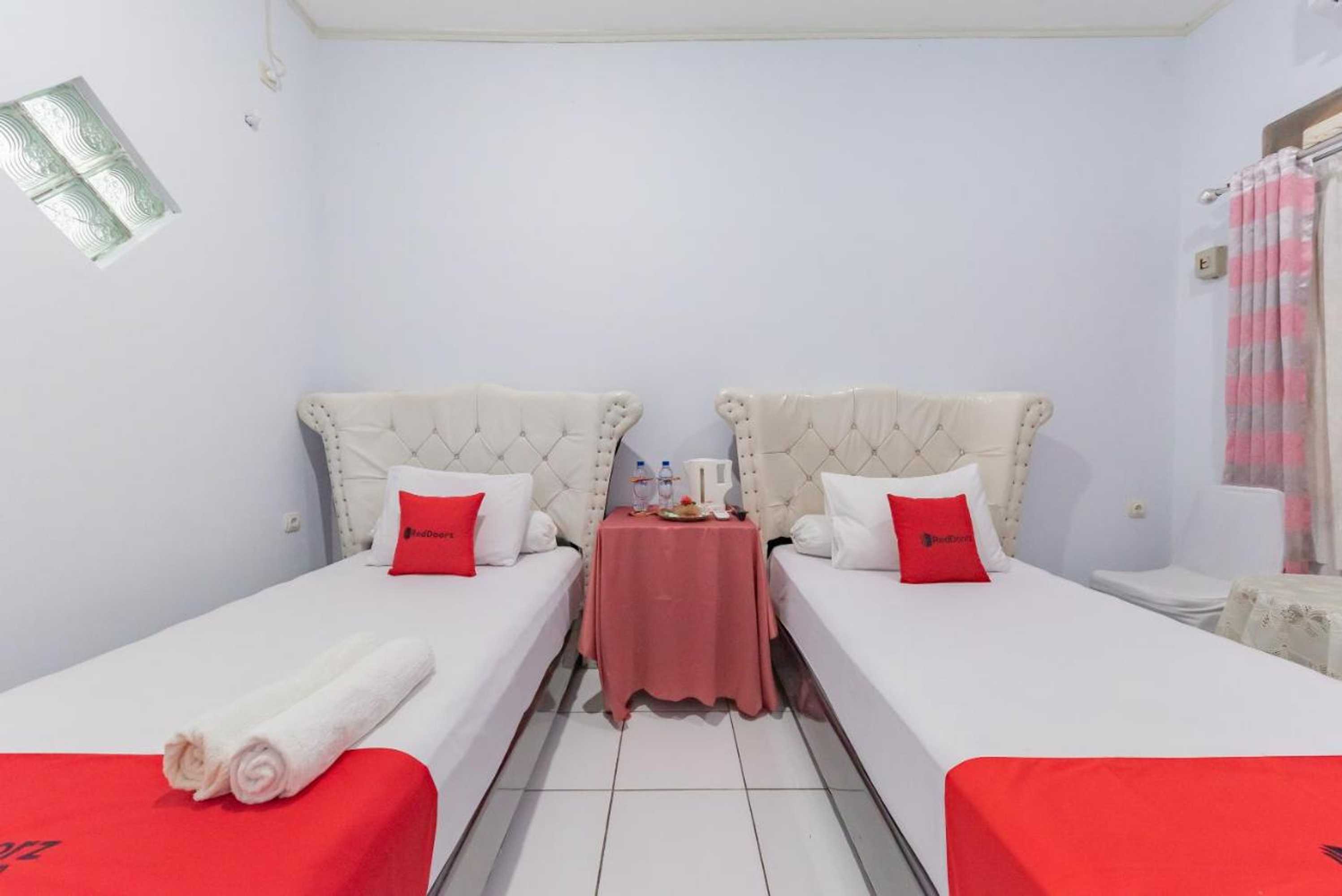 Gift card for Reddoorz Syariah Near Alun Alun Sumedang