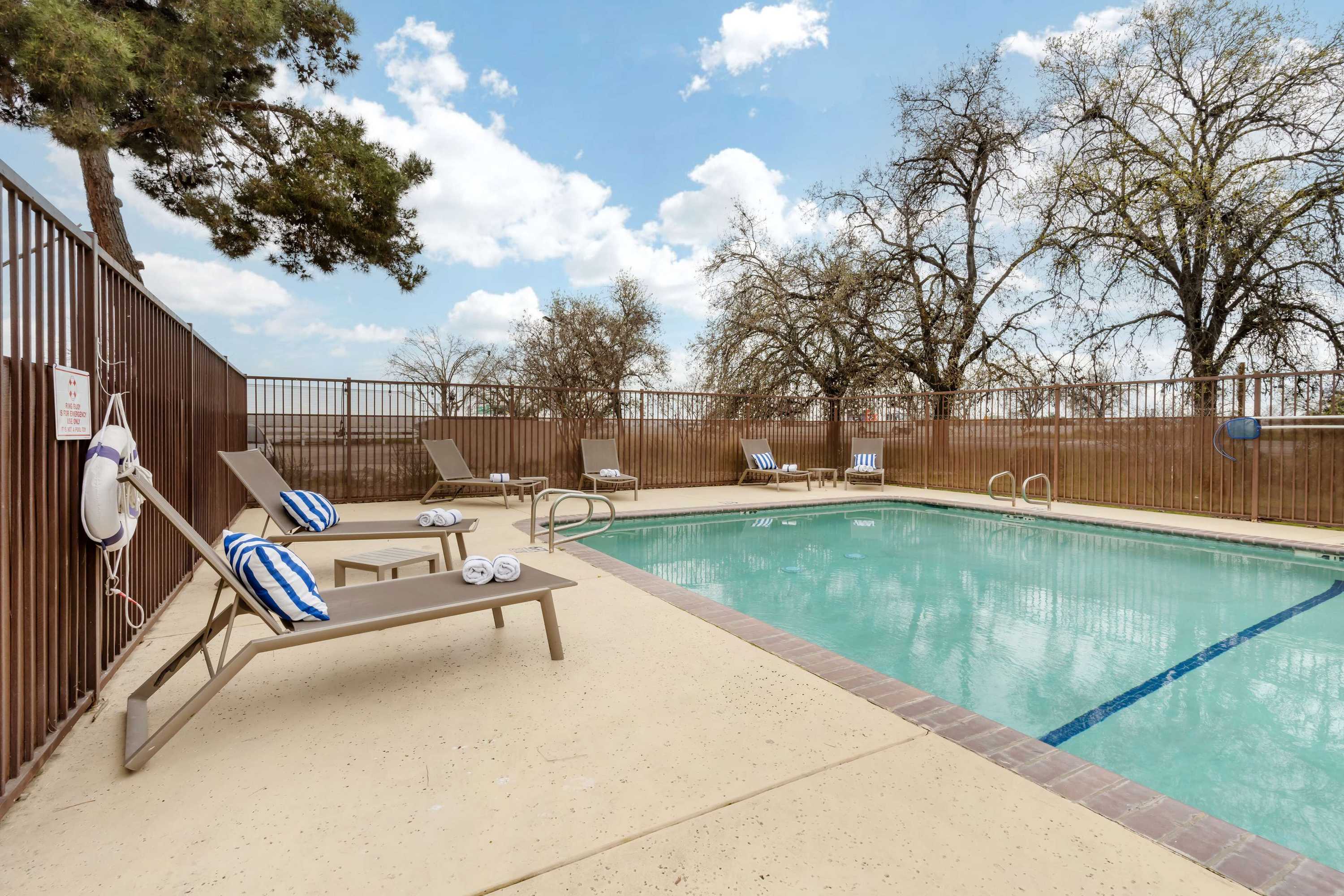 Gift card for Best Western Visalia Hotel Gift card for Best Western Visalia Hotel