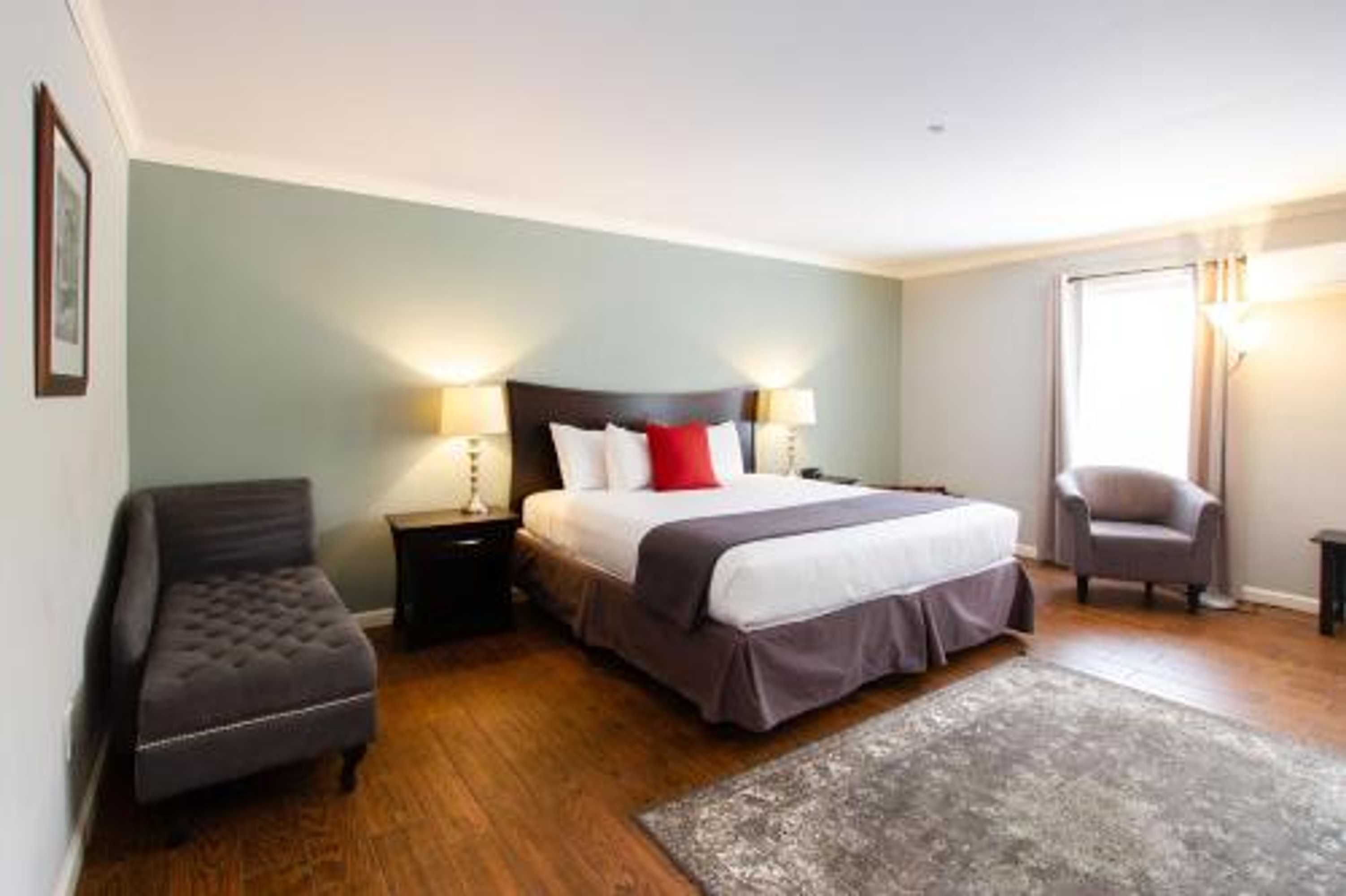 Gift card for The Dahlonega Square Hotel & Villas Gift card for The Dahlonega Square Hotel & Villas