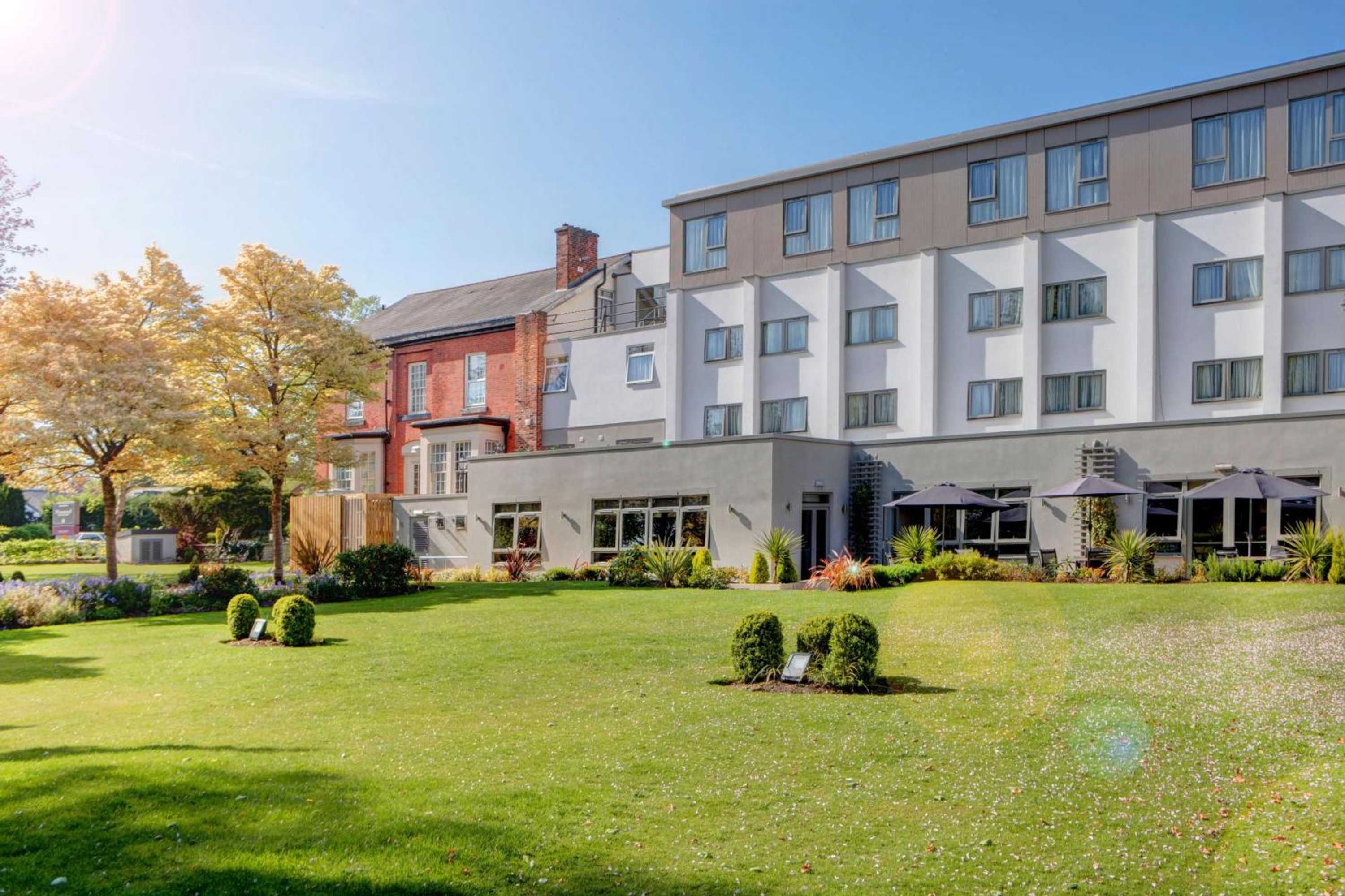 Gift card for Best Western Pinewood Manchester Airport-Wilmslow Hotel Gift card for Best Western Pinewood Manchester Airport-Wilmslow Hotel