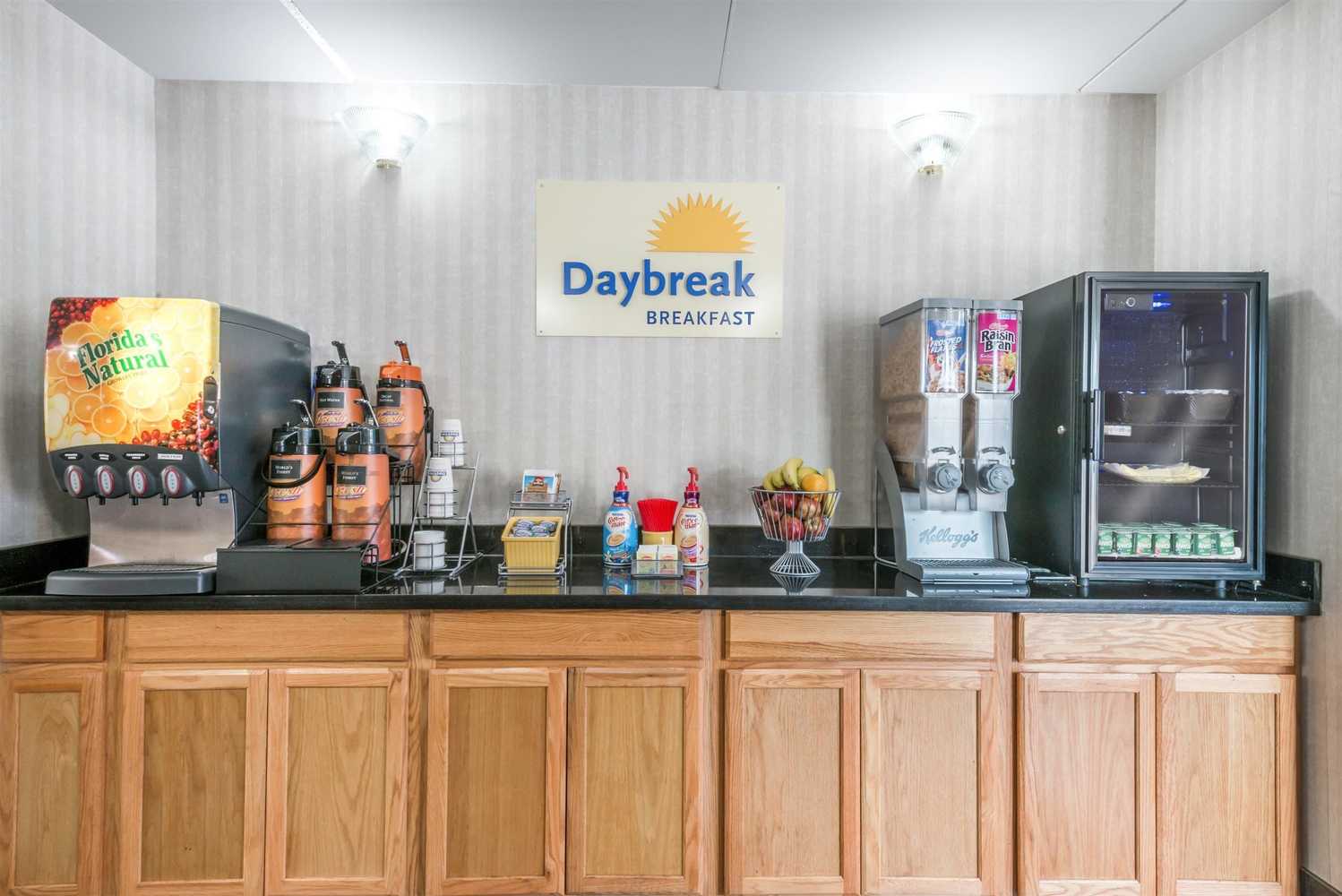 Gift card for Days Inn by Wyndham Pittsburgh-Harmarville Gift card for Days Inn by Wyndham Pittsburgh-Harmarville