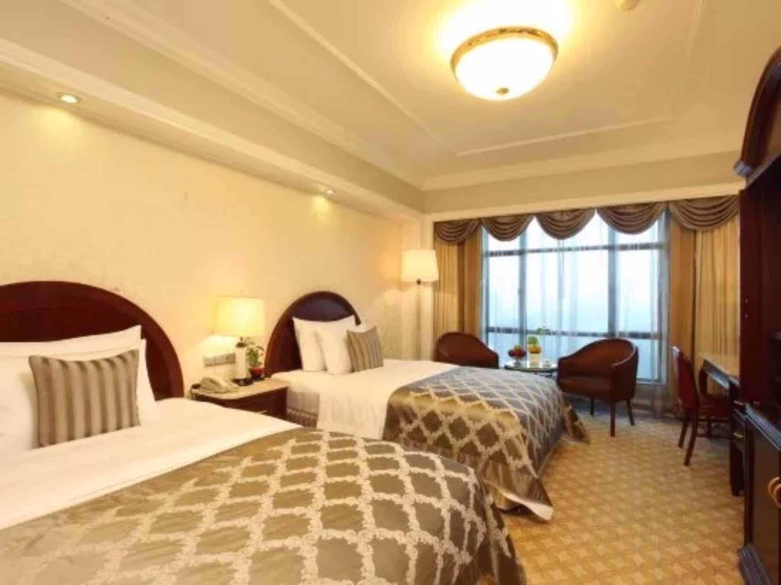 Gift card for Zhongwei Green Lake Hotel Kunming Gift card for Zhongwei Green Lake Hotel Kunming