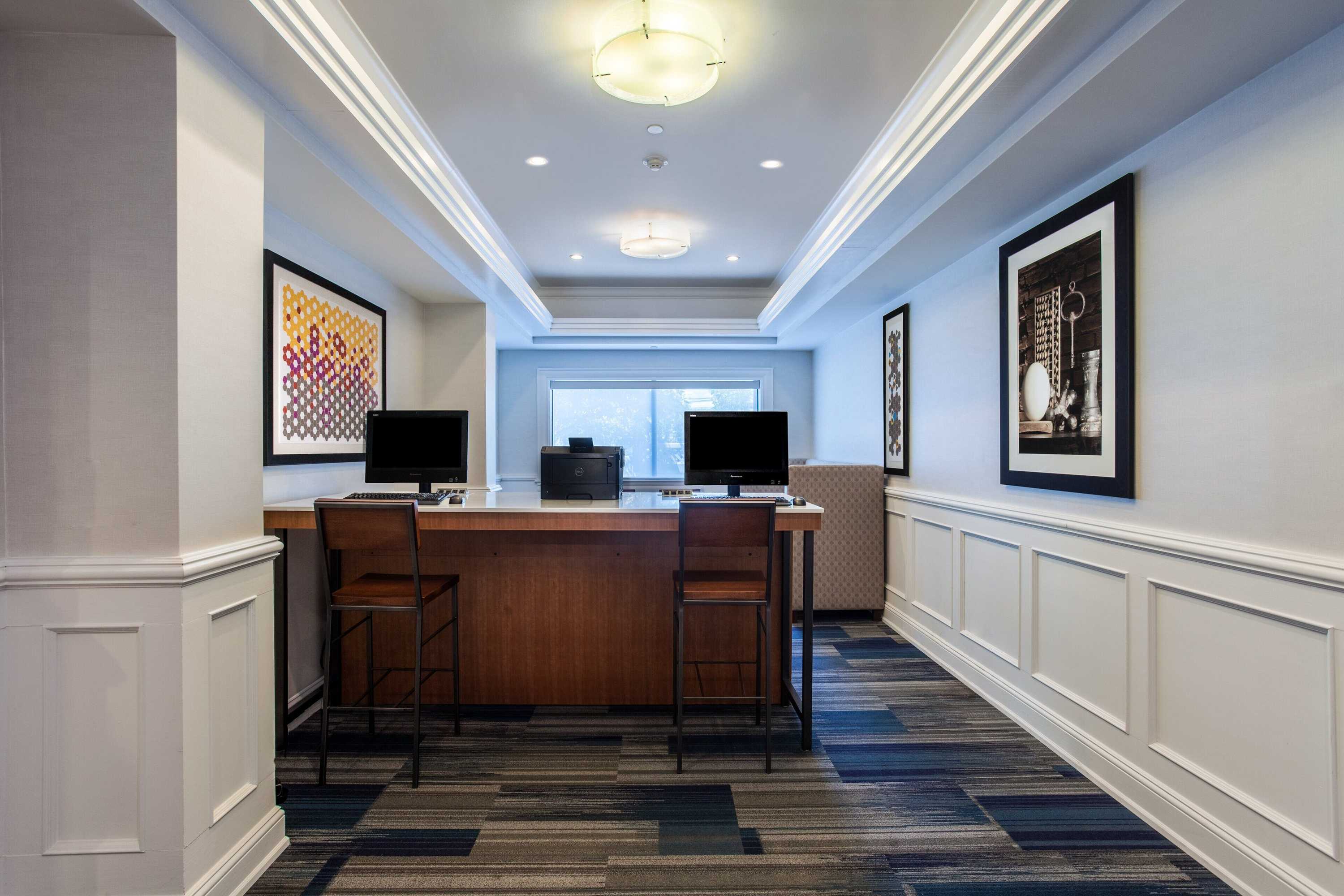 Gift card for Holiday Inn Express Hauppauge by Ihg Gift card for Holiday Inn Express Hauppauge by Ihg