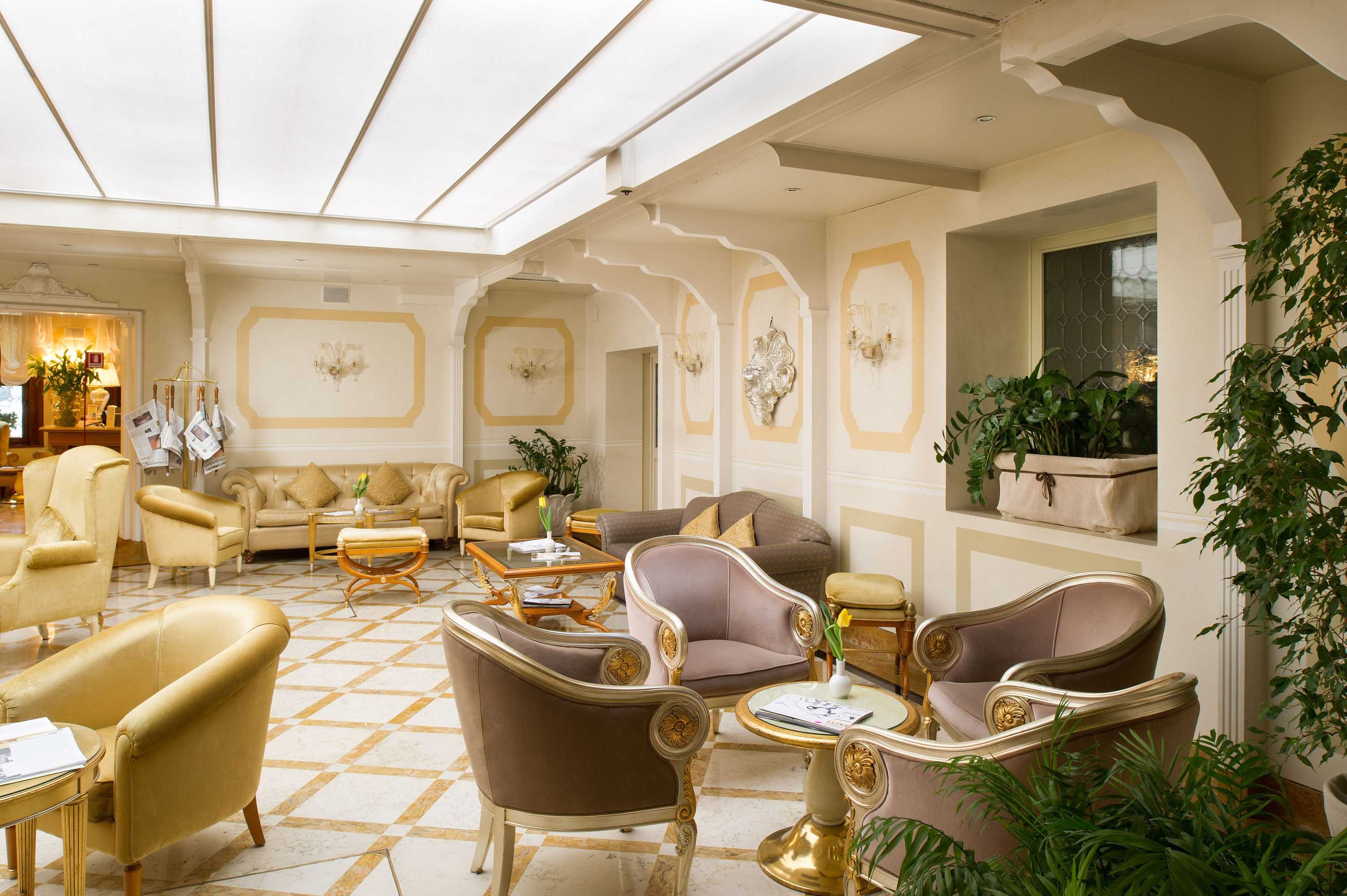 Gift card for Hotel Carlton on The Grand Canal Gift card for Hotel Carlton on The Grand Canal