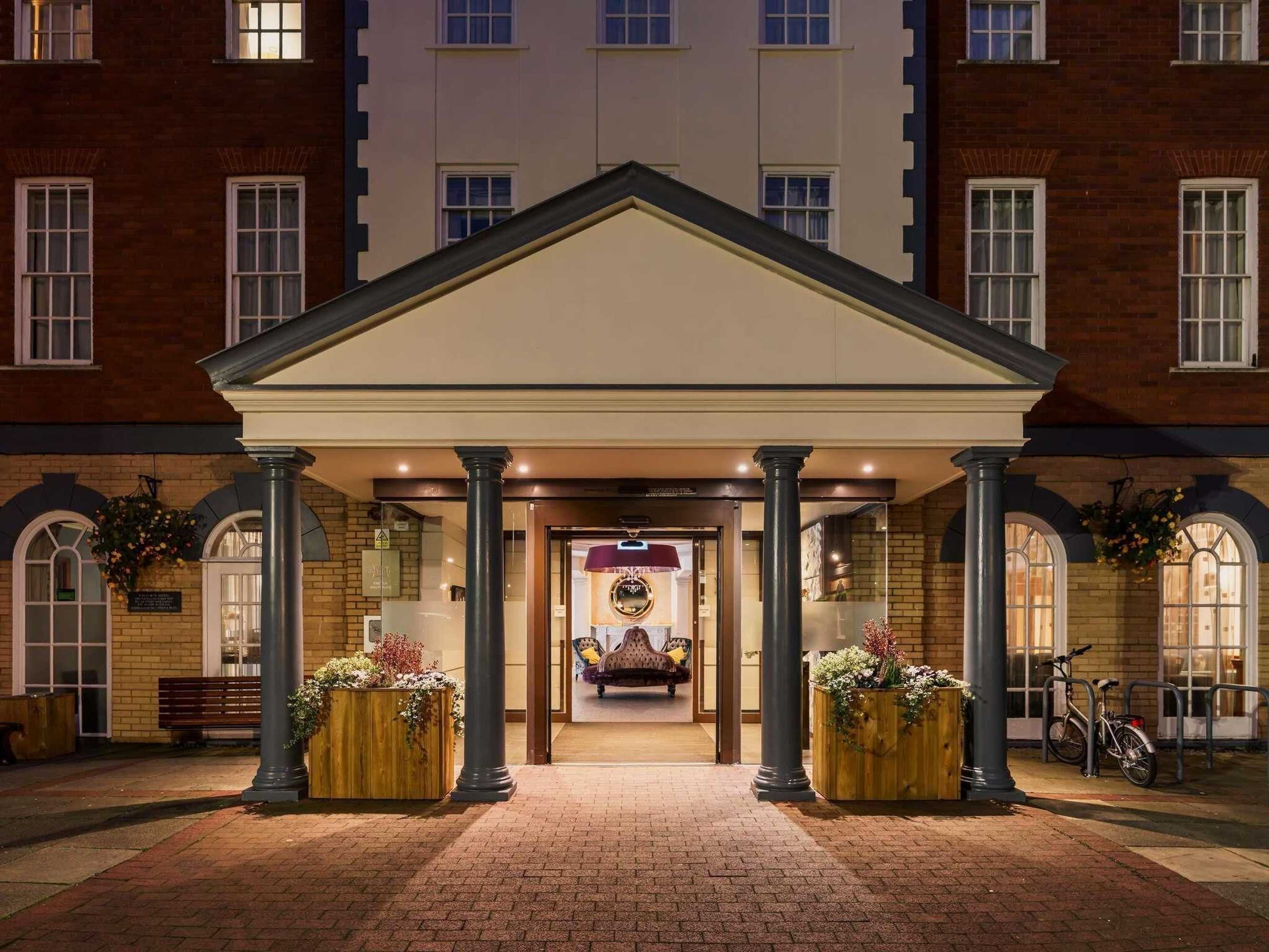 Gift card for Mercure Exeter Southgate Hotel Gift card for Mercure Exeter Southgate Hotel