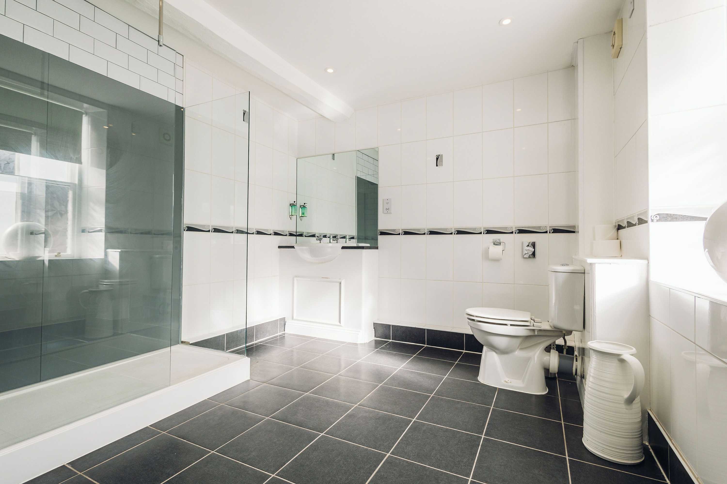 Gift card for White Lion Royal Hotel Gift card for White Lion Royal Hotel