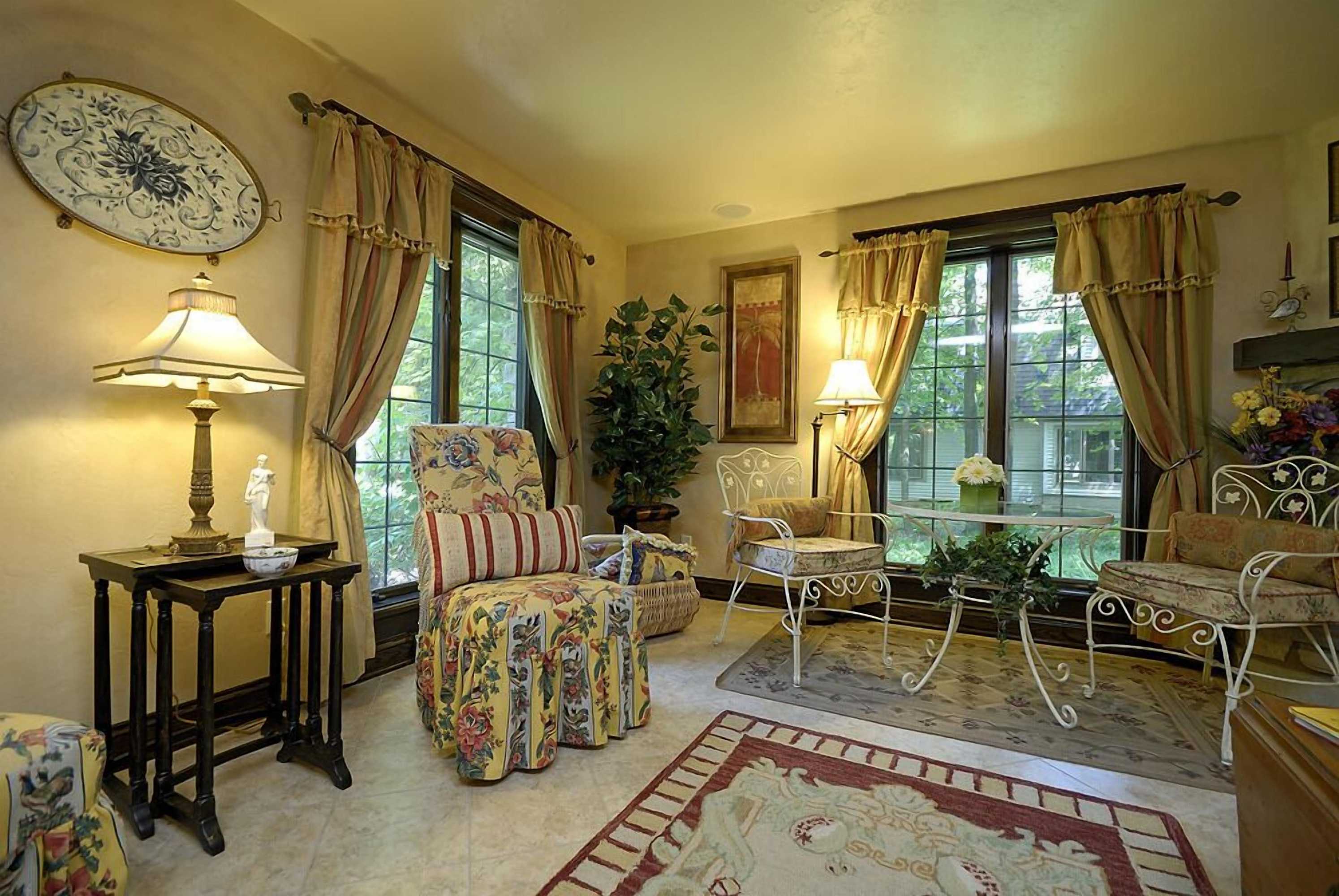Gift card for The Roost Bed And Breakfast Gift card for The Roost Bed And Breakfast