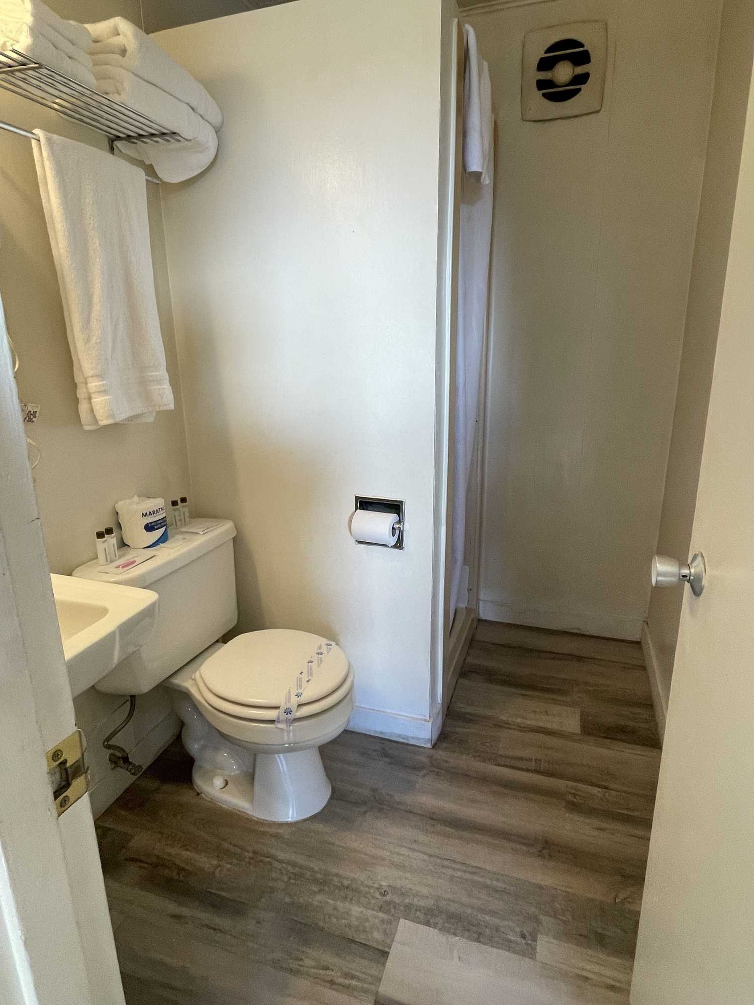 Gift card for Holiday Motel