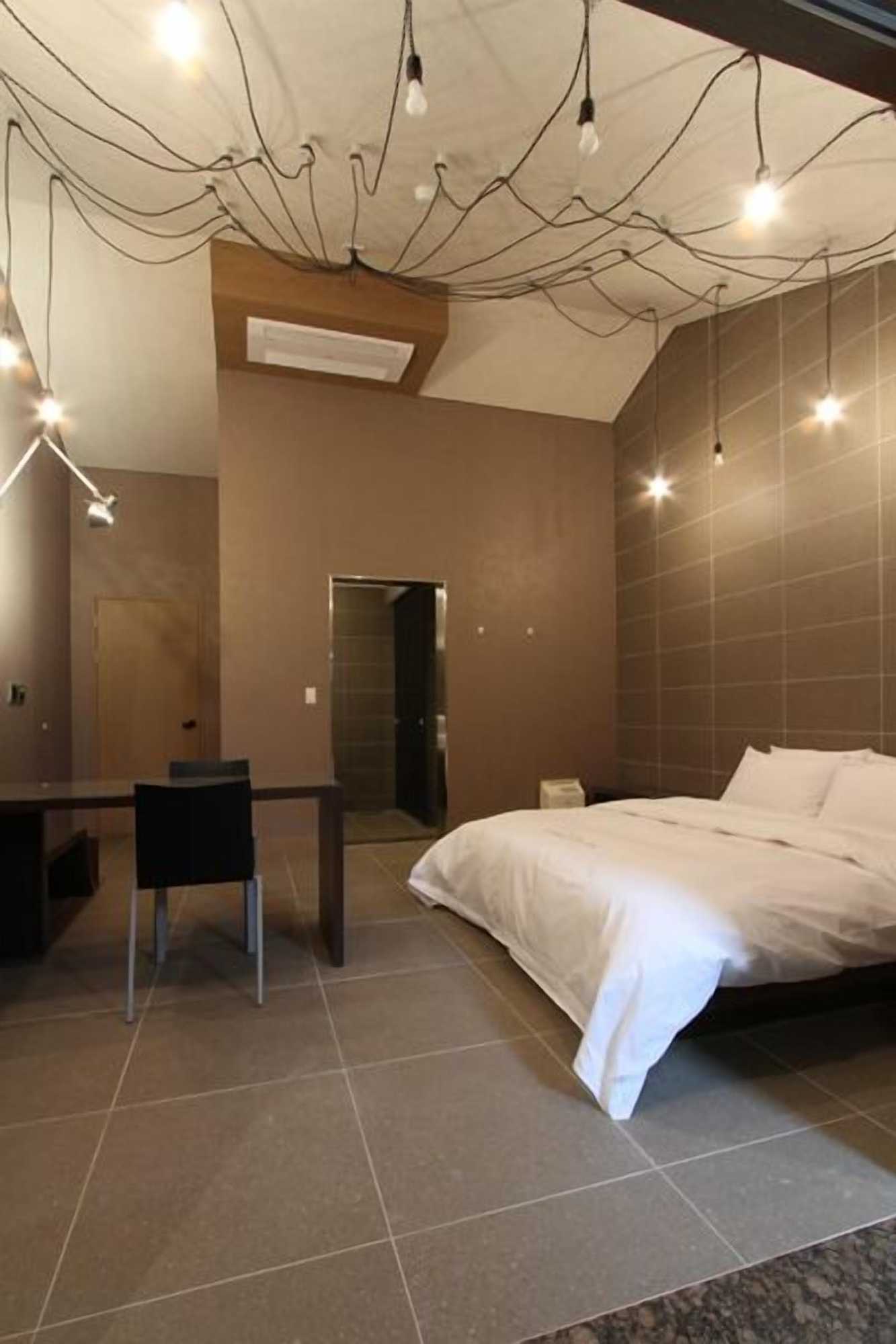 Gift card for Valentine Hotel