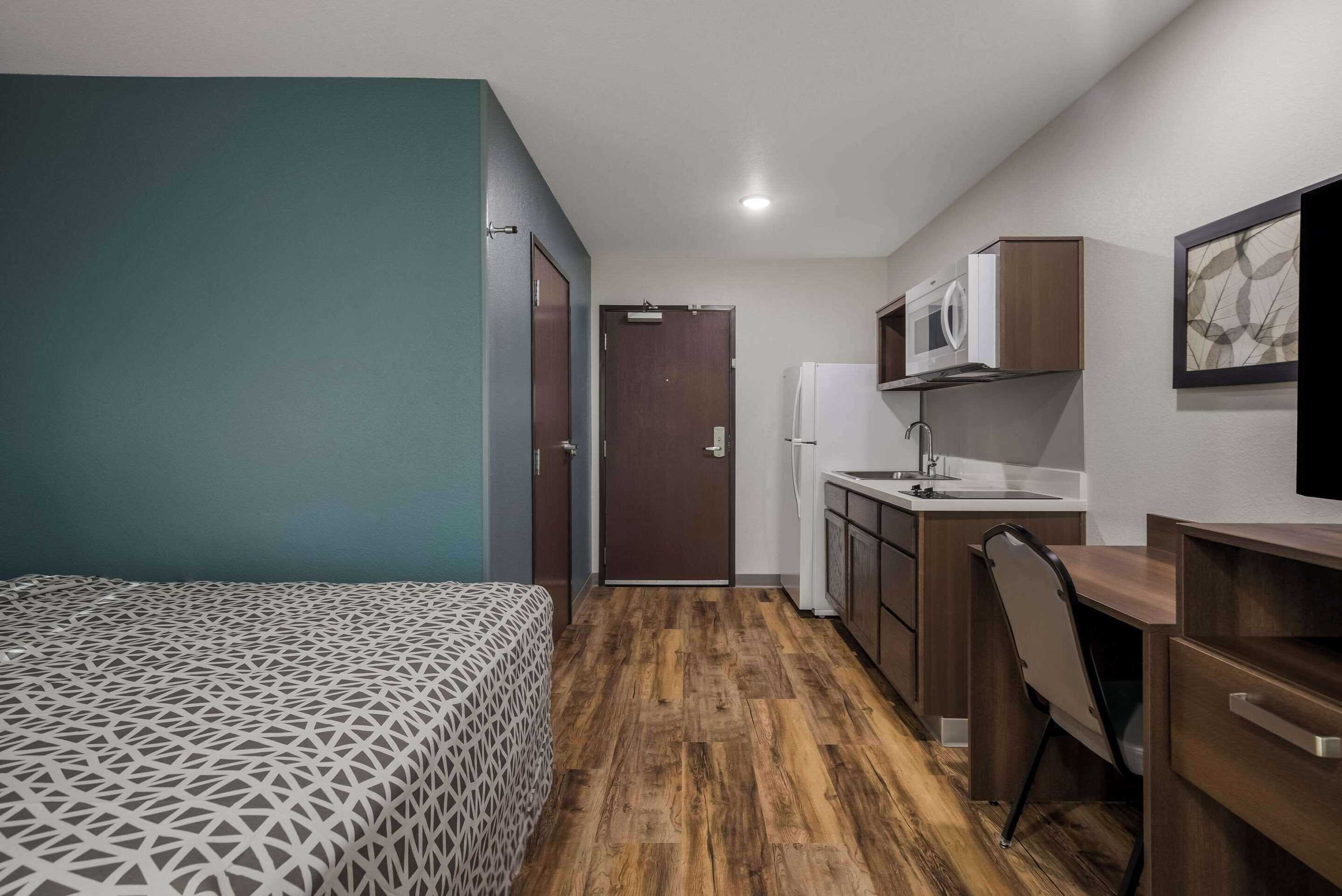 Gift card for Woodspring Suites Milwaukee - Menomonee Falls Gift card for Woodspring Suites Milwaukee - Menomonee Falls
