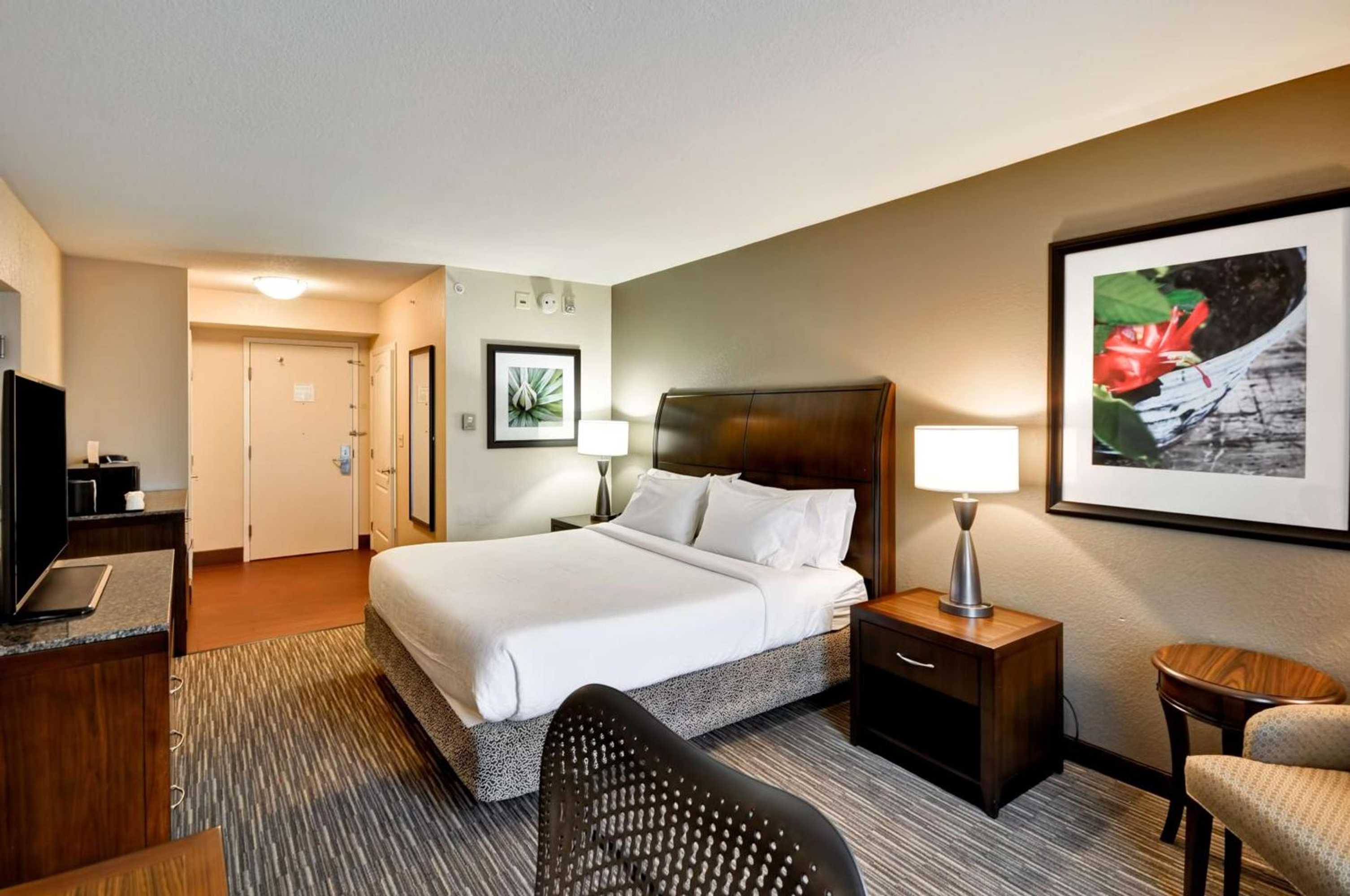 Gift card for Hilton Garden Inn Tampa North Busch Gardens Gift card for Hilton Garden Inn Tampa North Busch Gardens