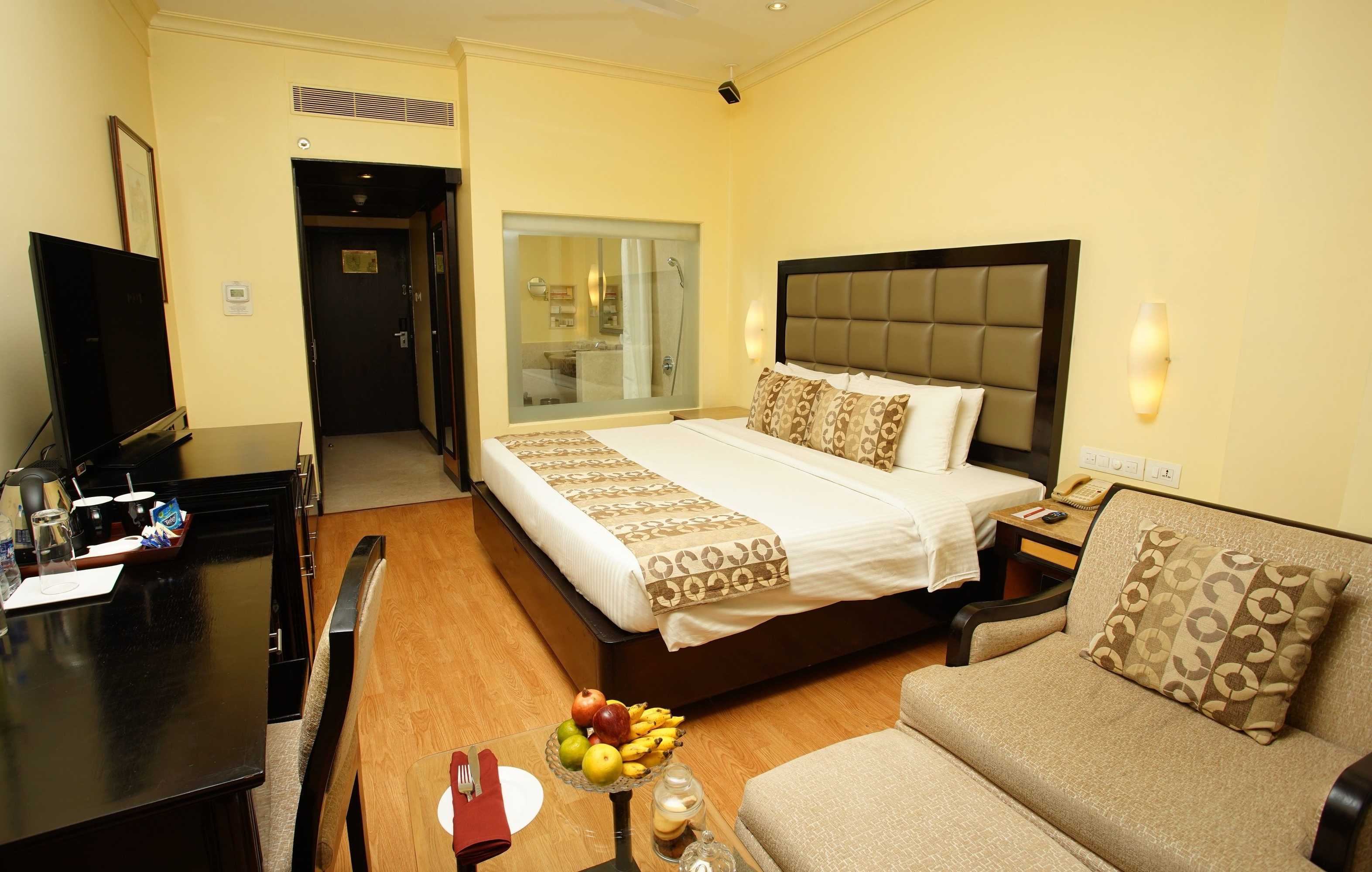 Gift card for Vivanta Ernakulam, Marine Drive Gift card for Vivanta Ernakulam, Marine Drive