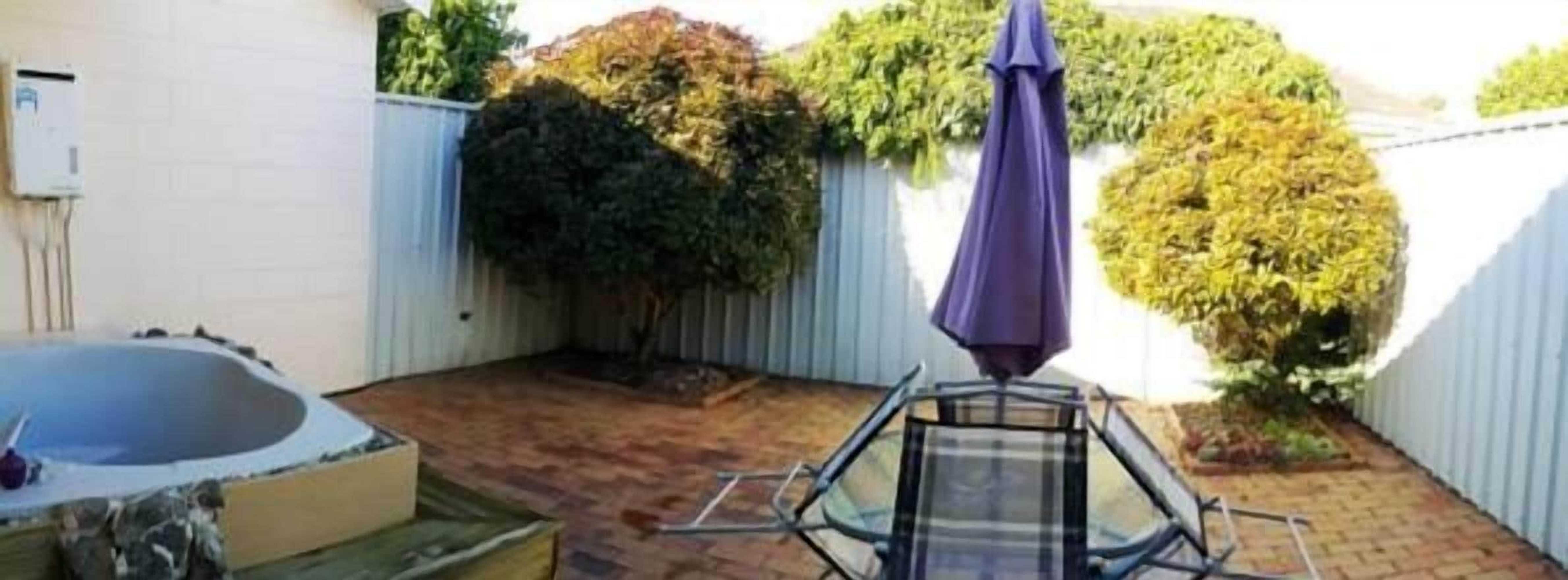 Gift card for Ann’s Volcanic Motel