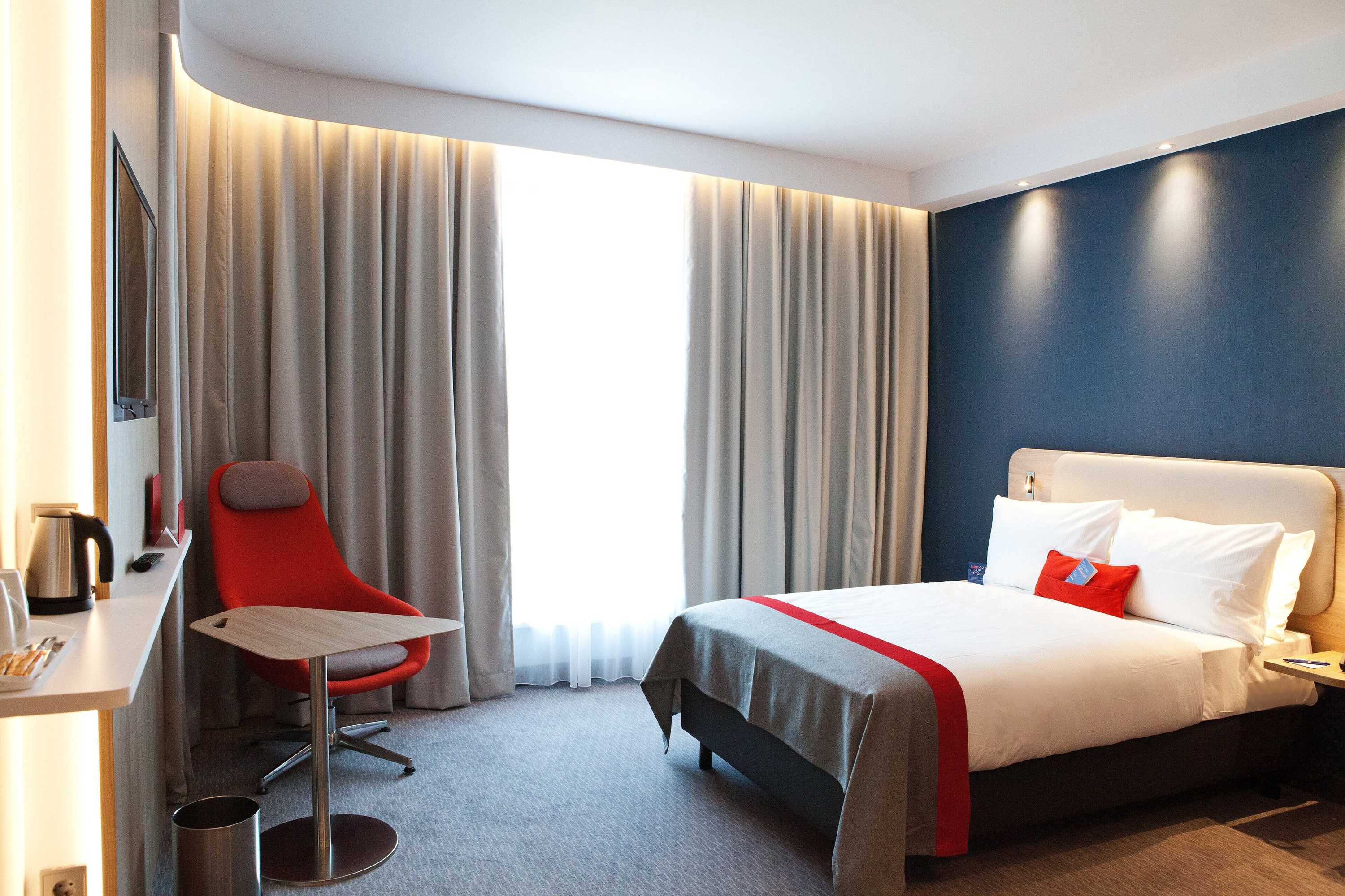 Gift card for Holiday Inn Express Frankfurt Airport-Raunheim by Ihg Gift card for Holiday Inn Express Frankfurt Airport-Raunheim by Ihg