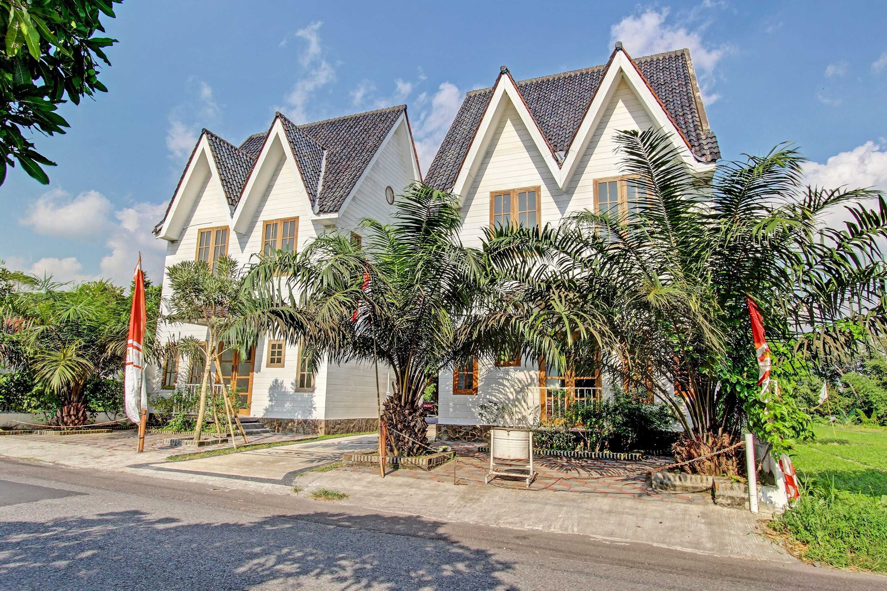 Gift card for Collection O 91629 Ndalem Abhirama Gift card for Collection O 91629 Ndalem Abhirama