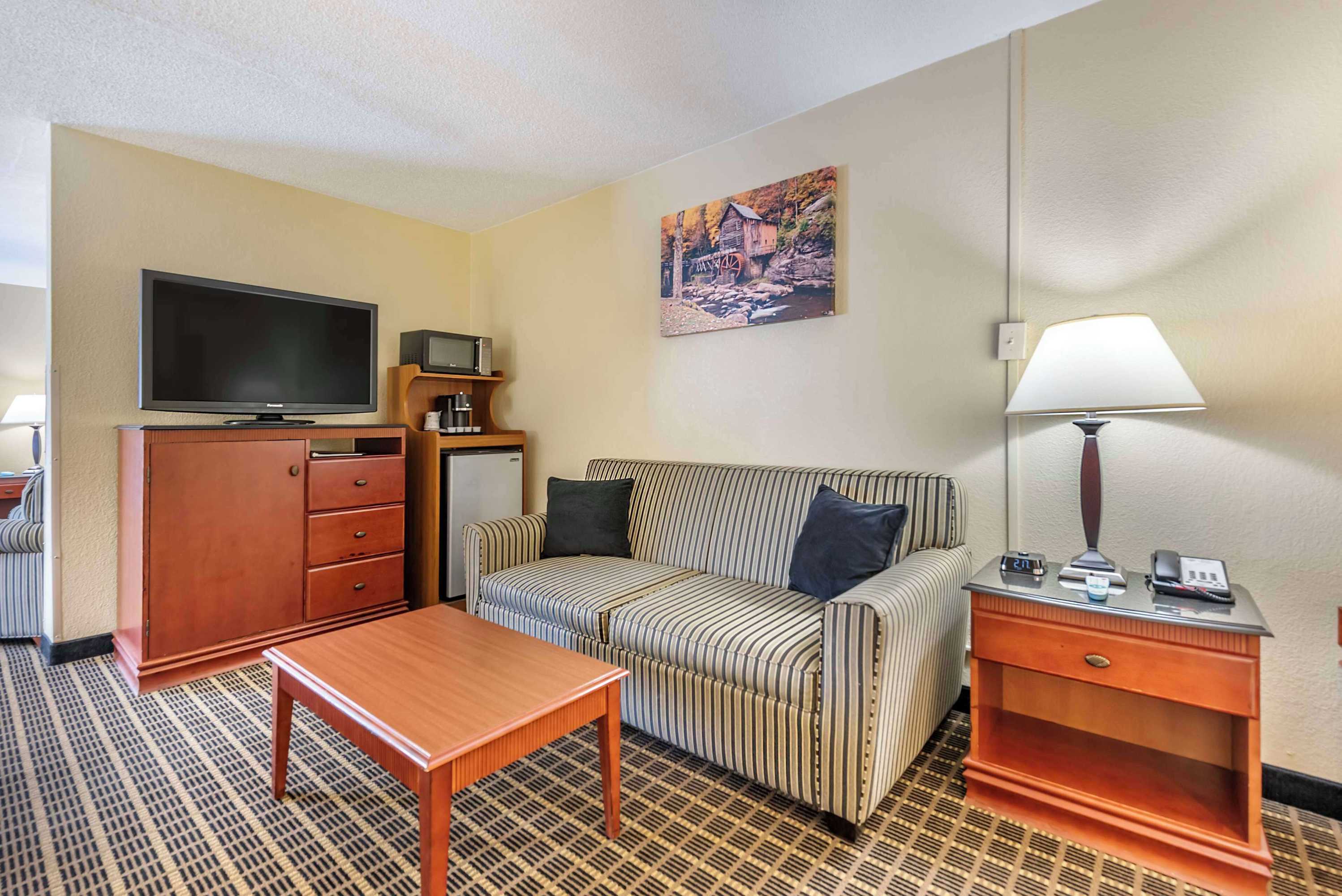 Gift card for Best Western Plus Bridgeport Inn Gift card for Best Western Plus Bridgeport Inn