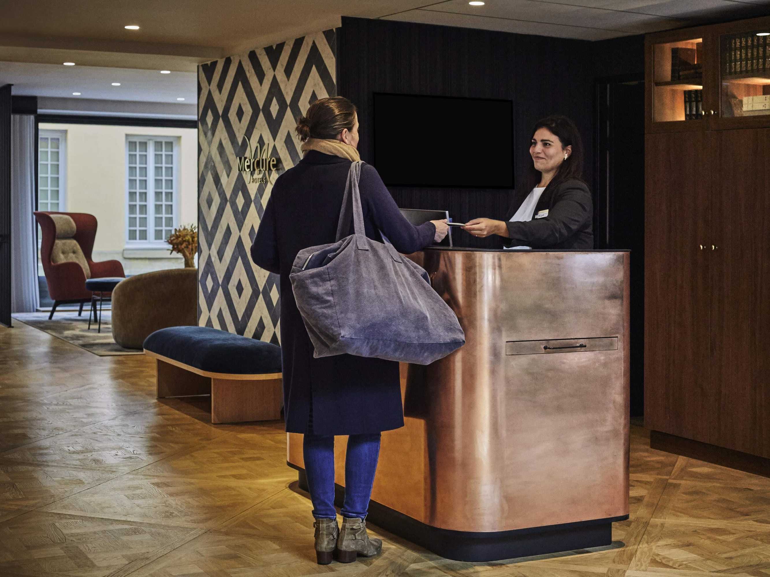 Gift card for Mercure Versailles Chateau