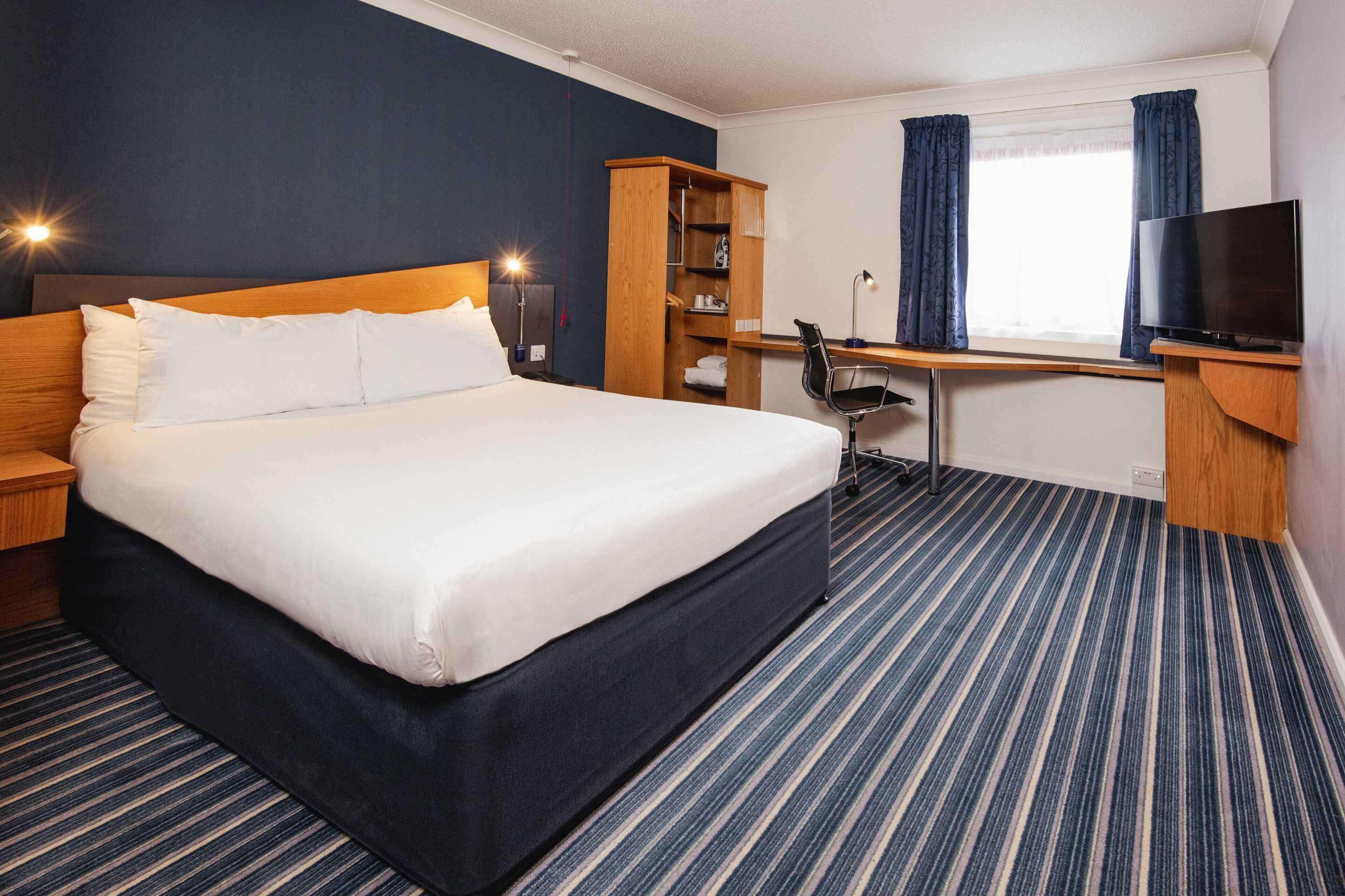 Gift card for Holiday Inn Express Inverness by Ihg Gift card for Holiday Inn Express Inverness by Ihg