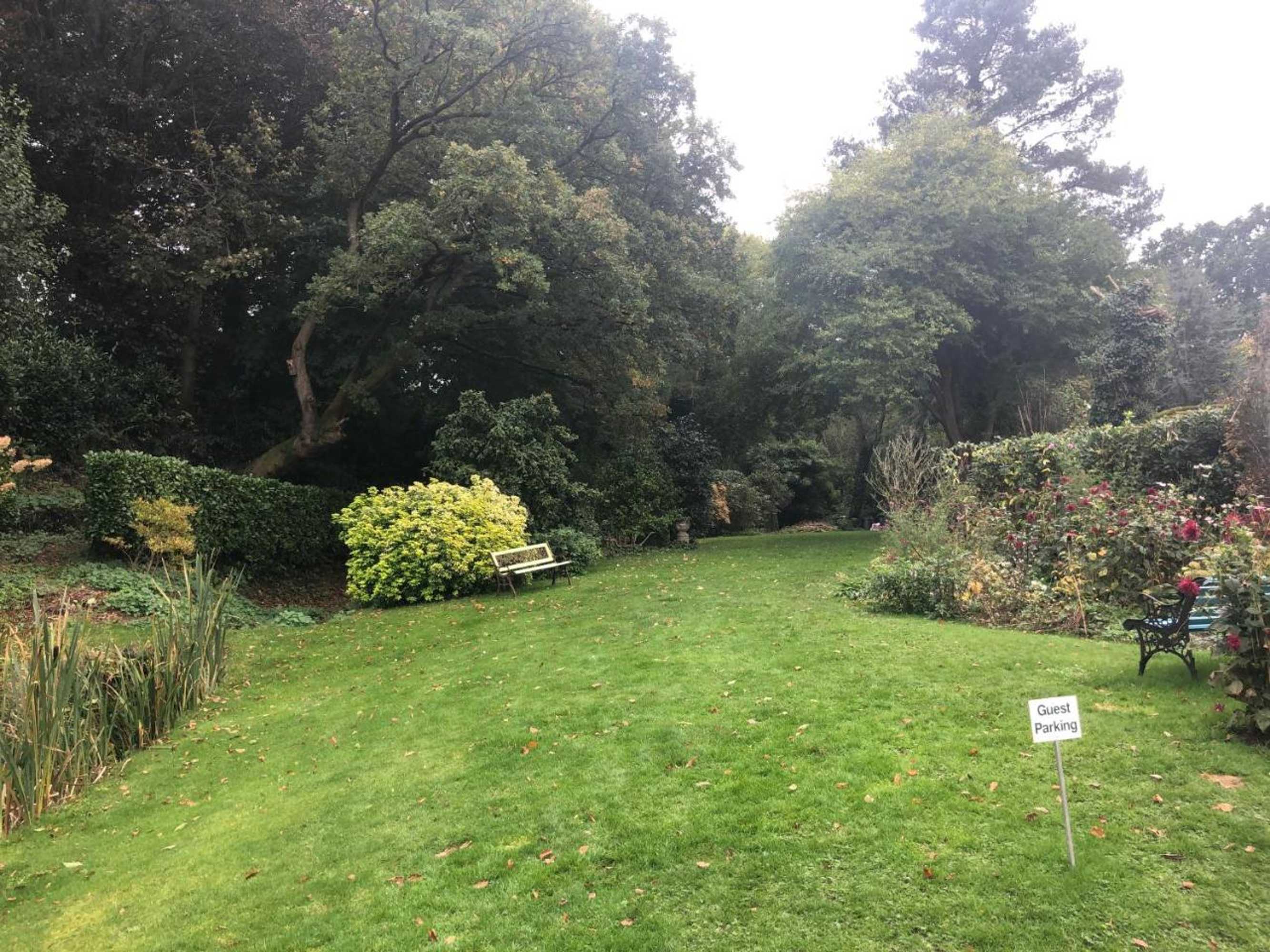 Gift card for The Oaks