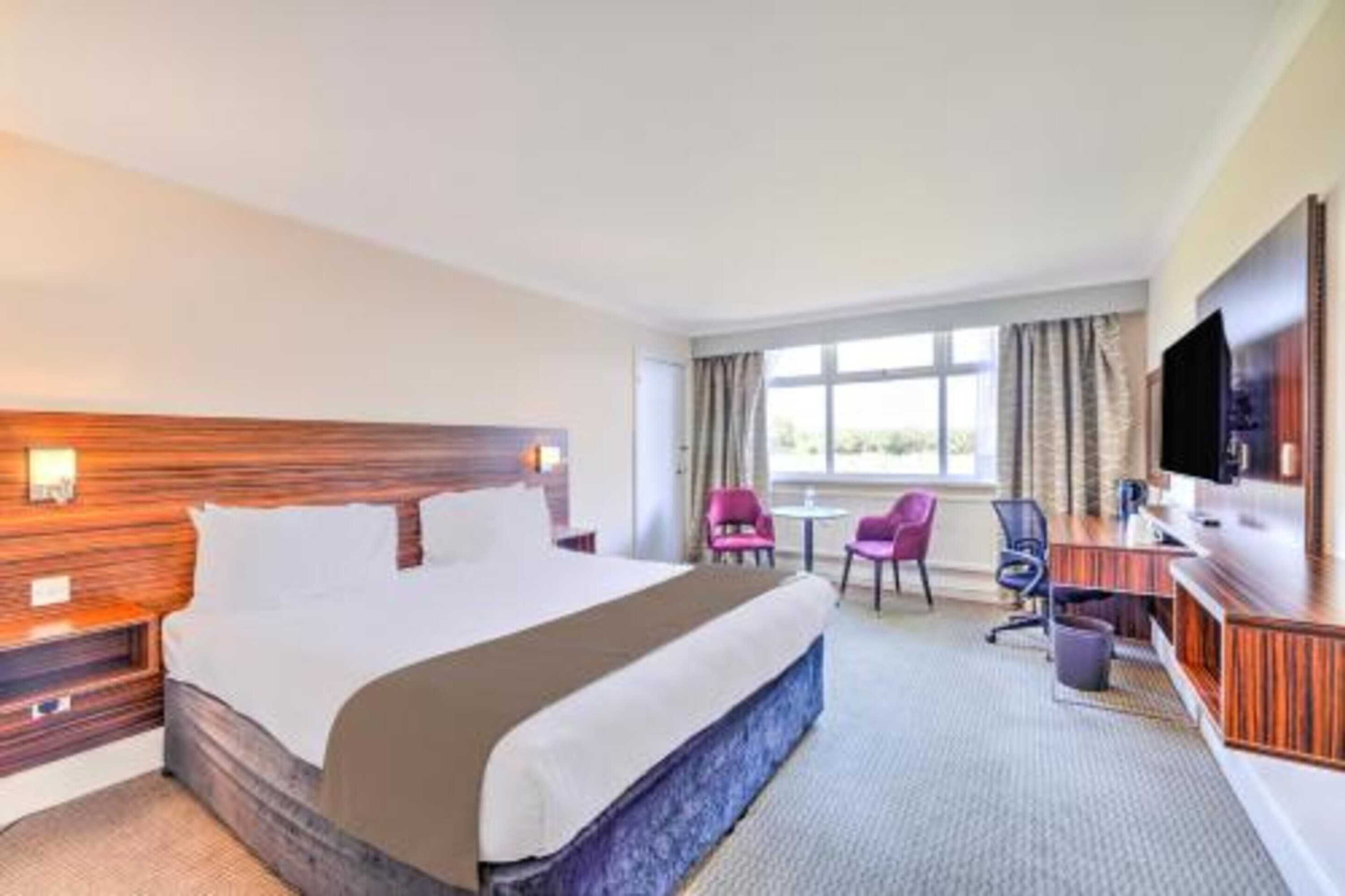 Gift card for Palms Hotel & Retreat By Palette London Romford Gift card for Palms Hotel & Retreat By Palette London Romford