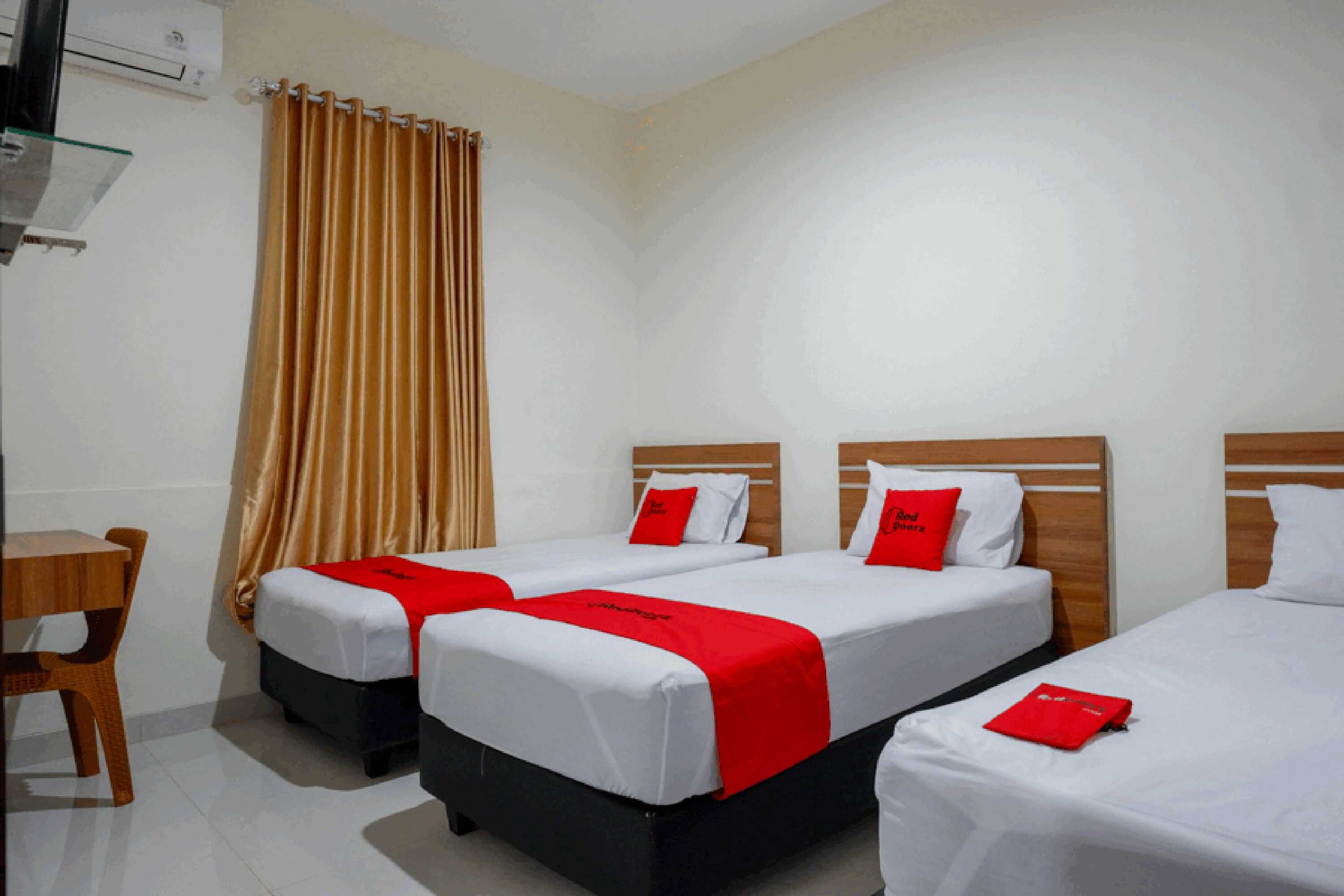 Gift card for Reddoorz Near Living Plaza Purwokerto Gift card for Reddoorz Near Living Plaza Purwokerto