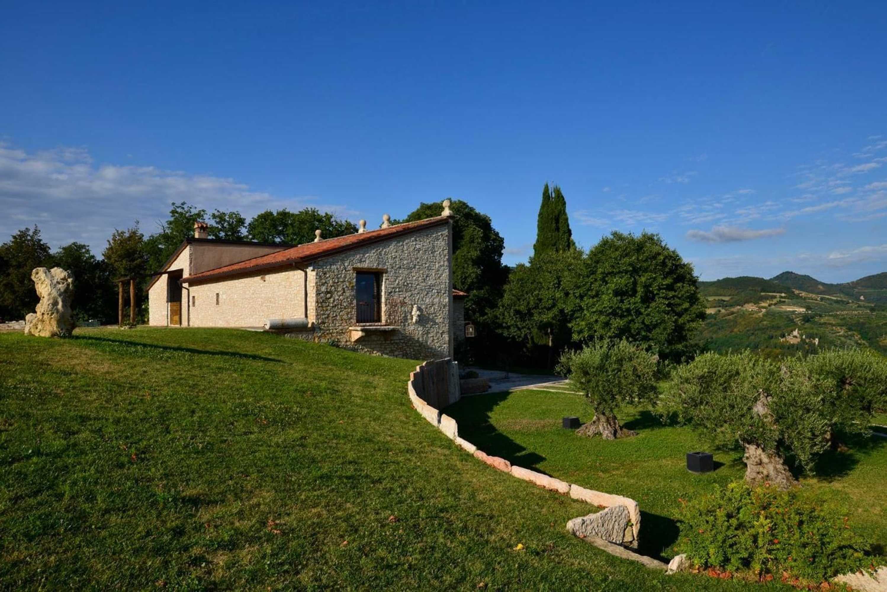 Gift card for Tenuta Le Cave Gift card for Tenuta Le Cave