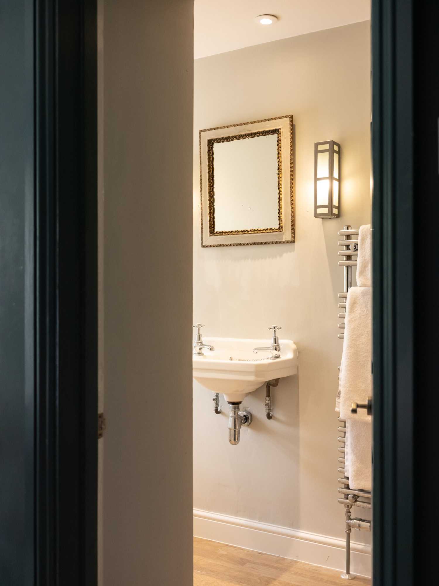 Gift card for New Inn at Coln