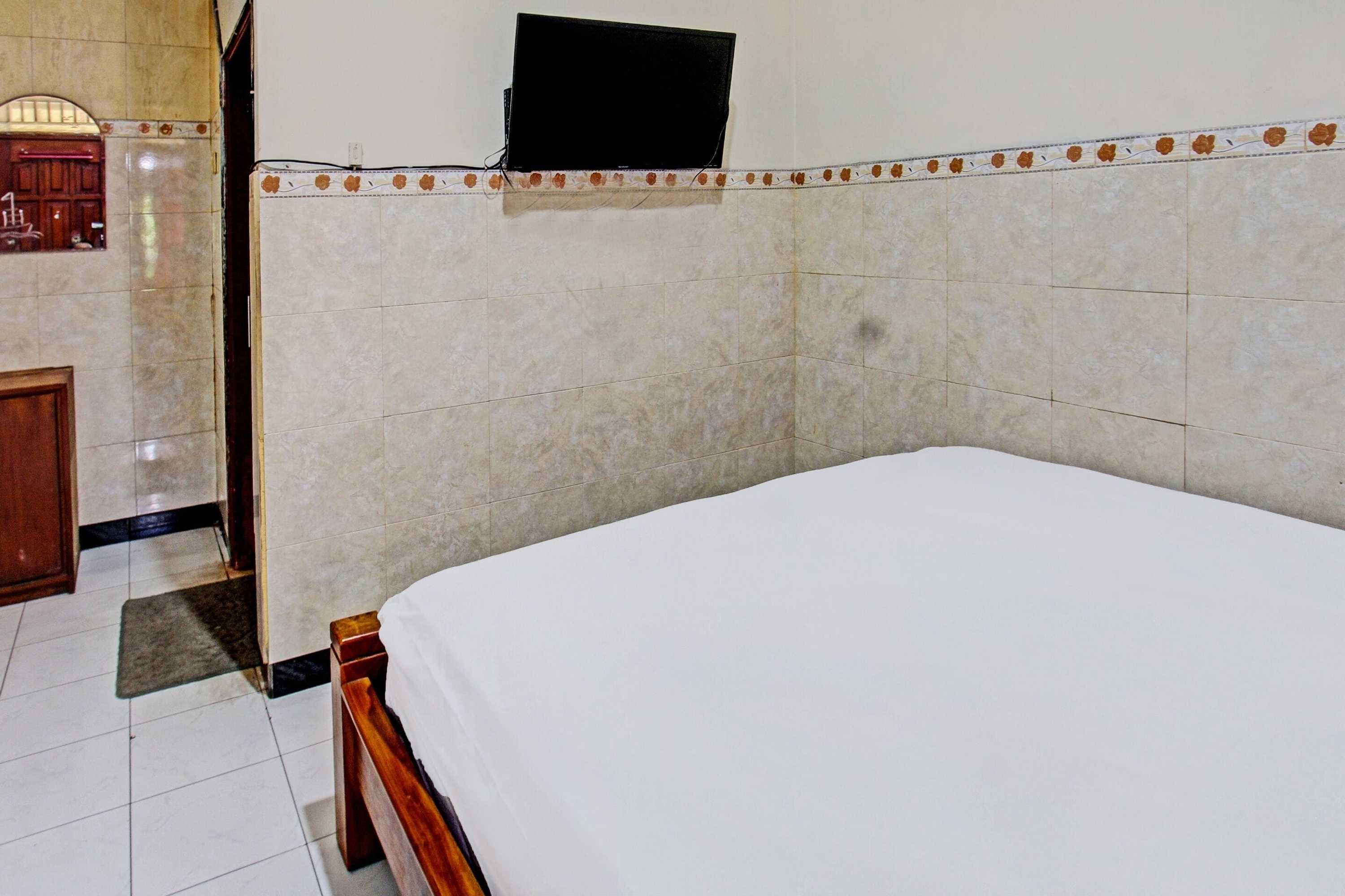 Gift card for Oyo 92560 Astri Homestay Gift card for Oyo 92560 Astri Homestay
