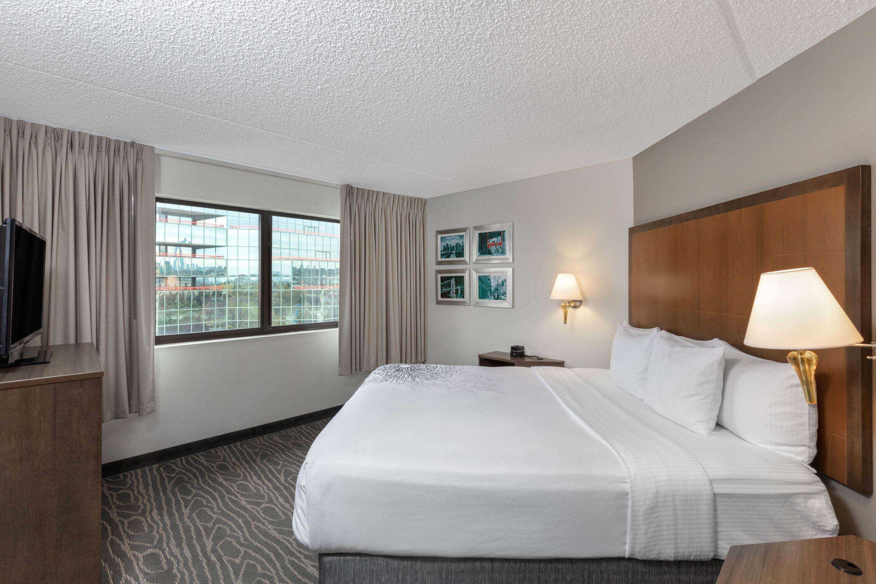 Gift card for La Quinta Inn & Suites by Wyndham Secaucus Meadowlands Gift card for La Quinta Inn & Suites by Wyndham Secaucus Meadowlands