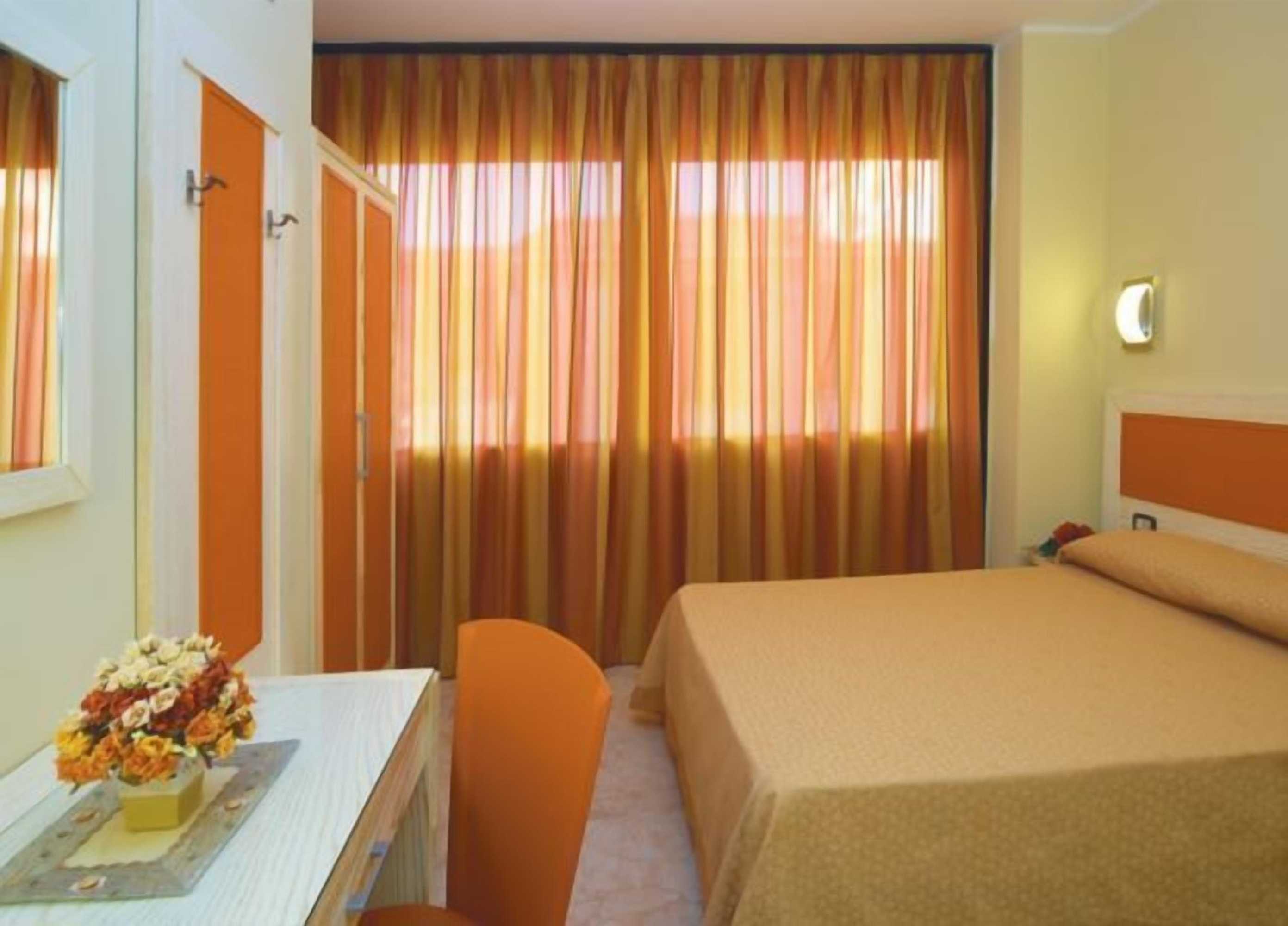 Gift card for Hotel Cristal Eboli Gift card for Hotel Cristal Eboli