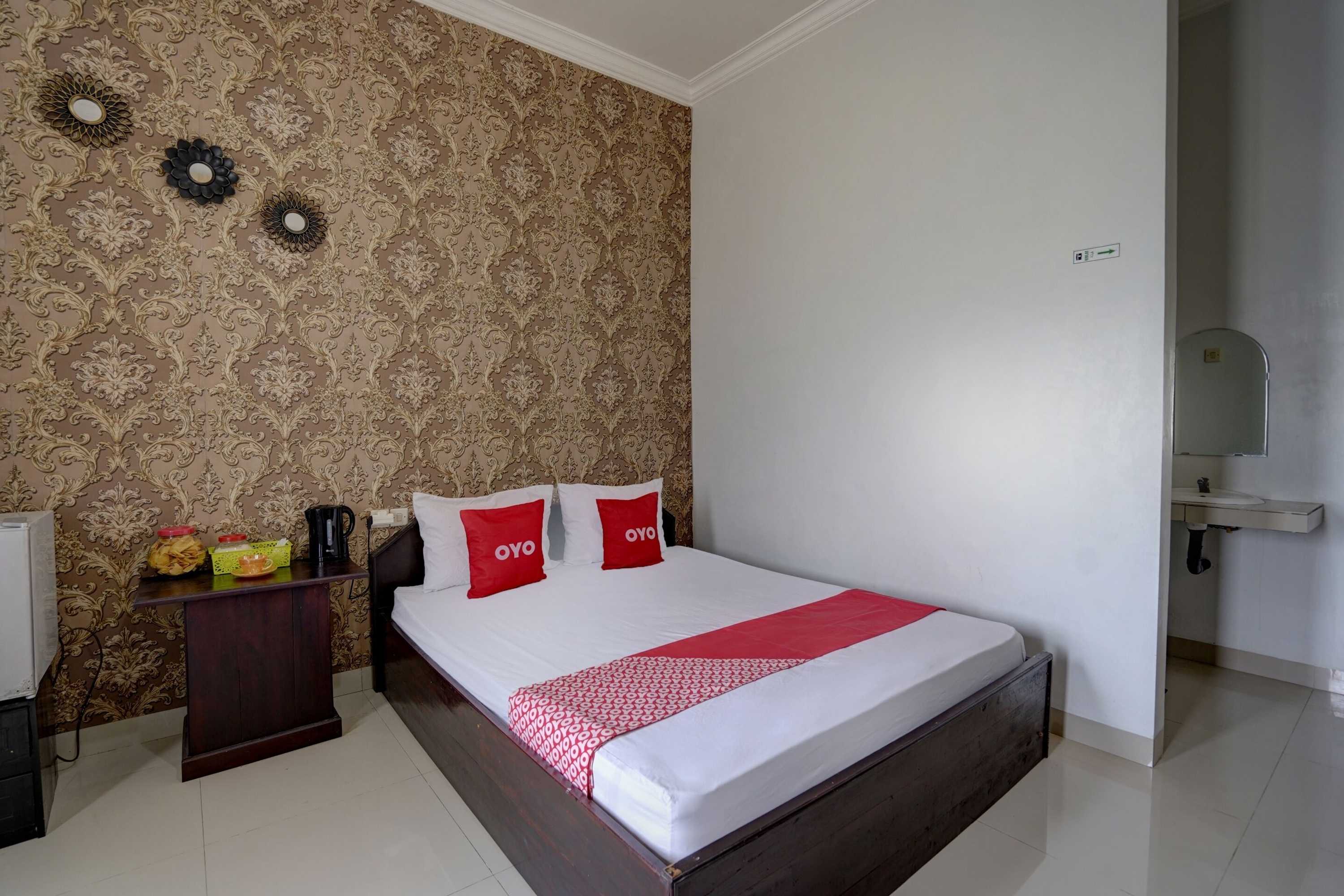 Gift card for Oyo 92907 Miranda Hotel Syariah Gift card for Oyo 92907 Miranda Hotel Syariah