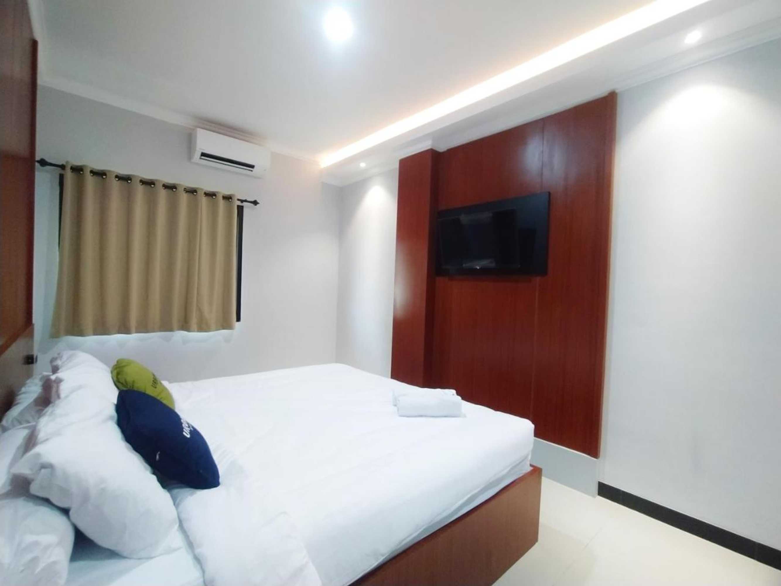 Gift card for Urbanview Wisma Wirasatya Akpol Semarang by Reddoorz Gift card for Urbanview Wisma Wirasatya Akpol Semarang by Reddoorz