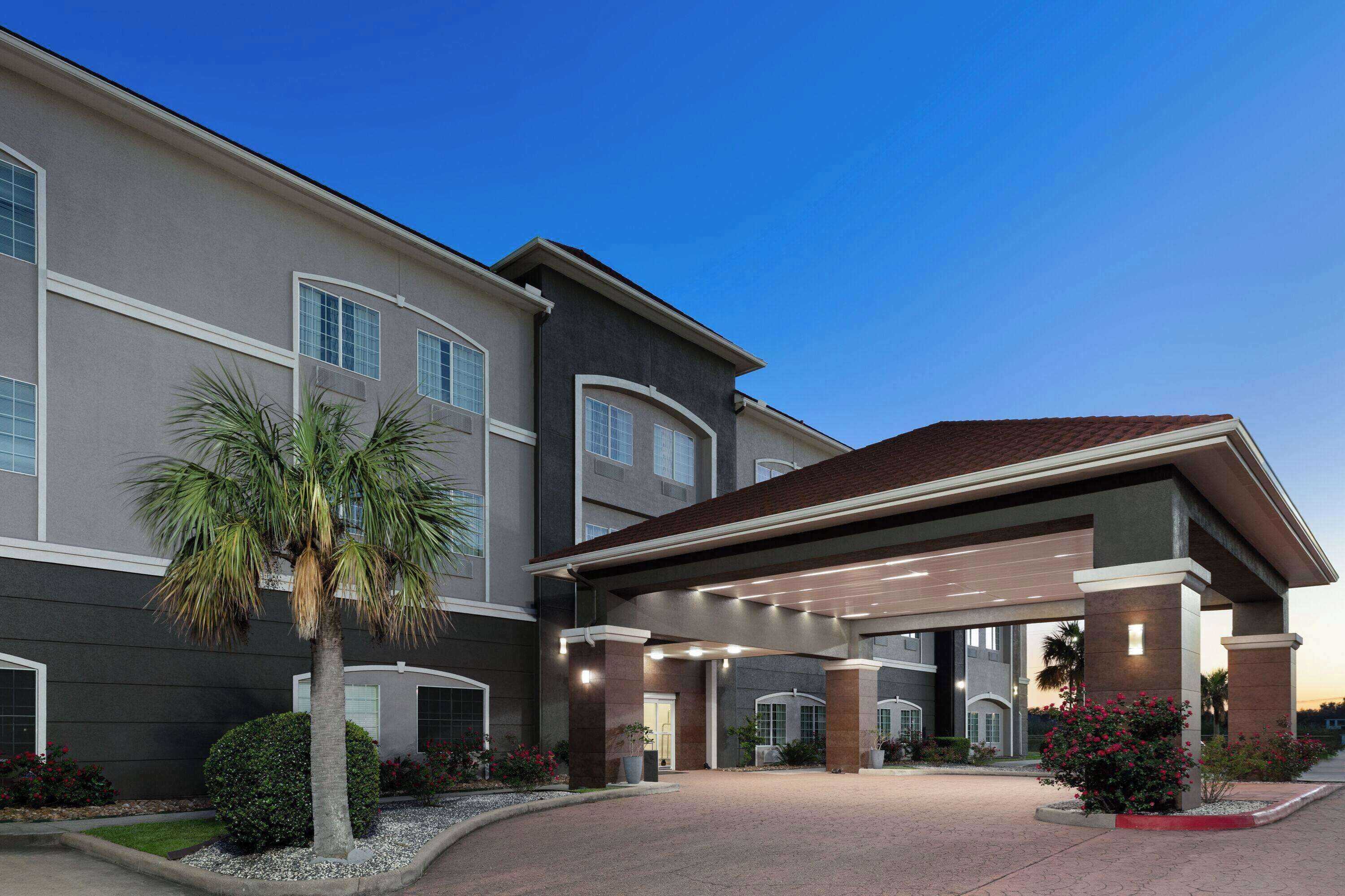 Gift card for La Quinta Inn & Suites by Wyndham Deer Park Gift card for La Quinta Inn & Suites by Wyndham Deer Park